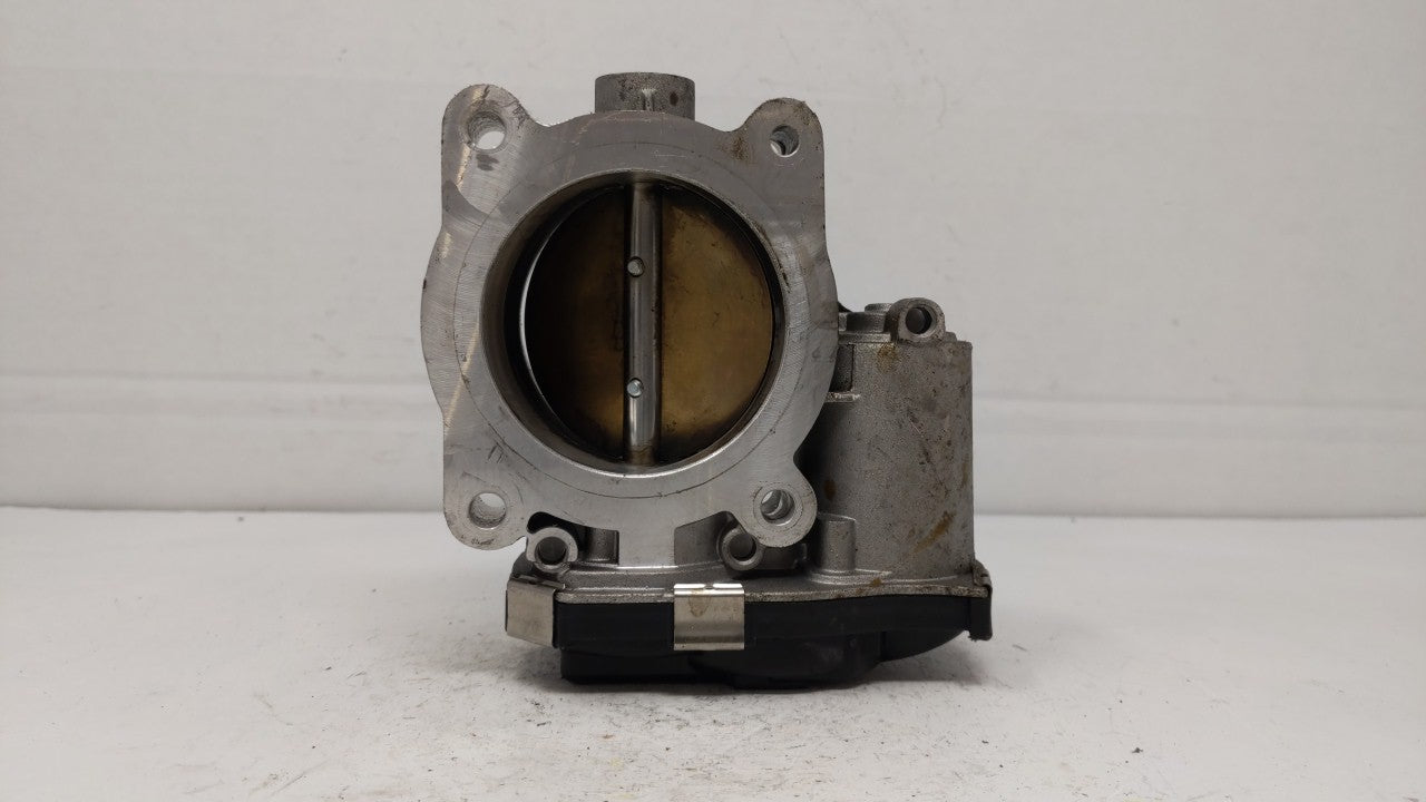 2013-2015 Chevrolet Malibu Throttle Body P/N:12627217DA 12669073DA Fits Fits 2013 2014 2015 2017 2018 OEM Used Auto Parts - 