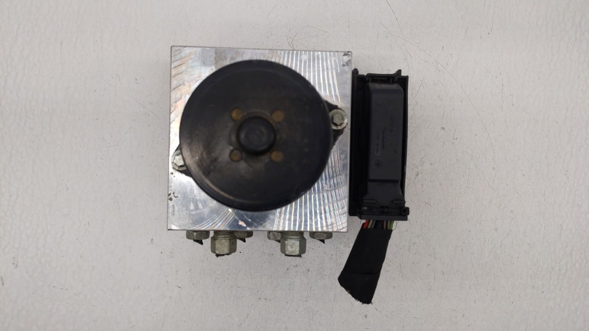 2013-2016 Chevrolet Malibu Anti-Lock Brake ABS Pump Module Actuator OEM P/N:22888501 22863598 Fits Fits 2012 2013 2014 2015 