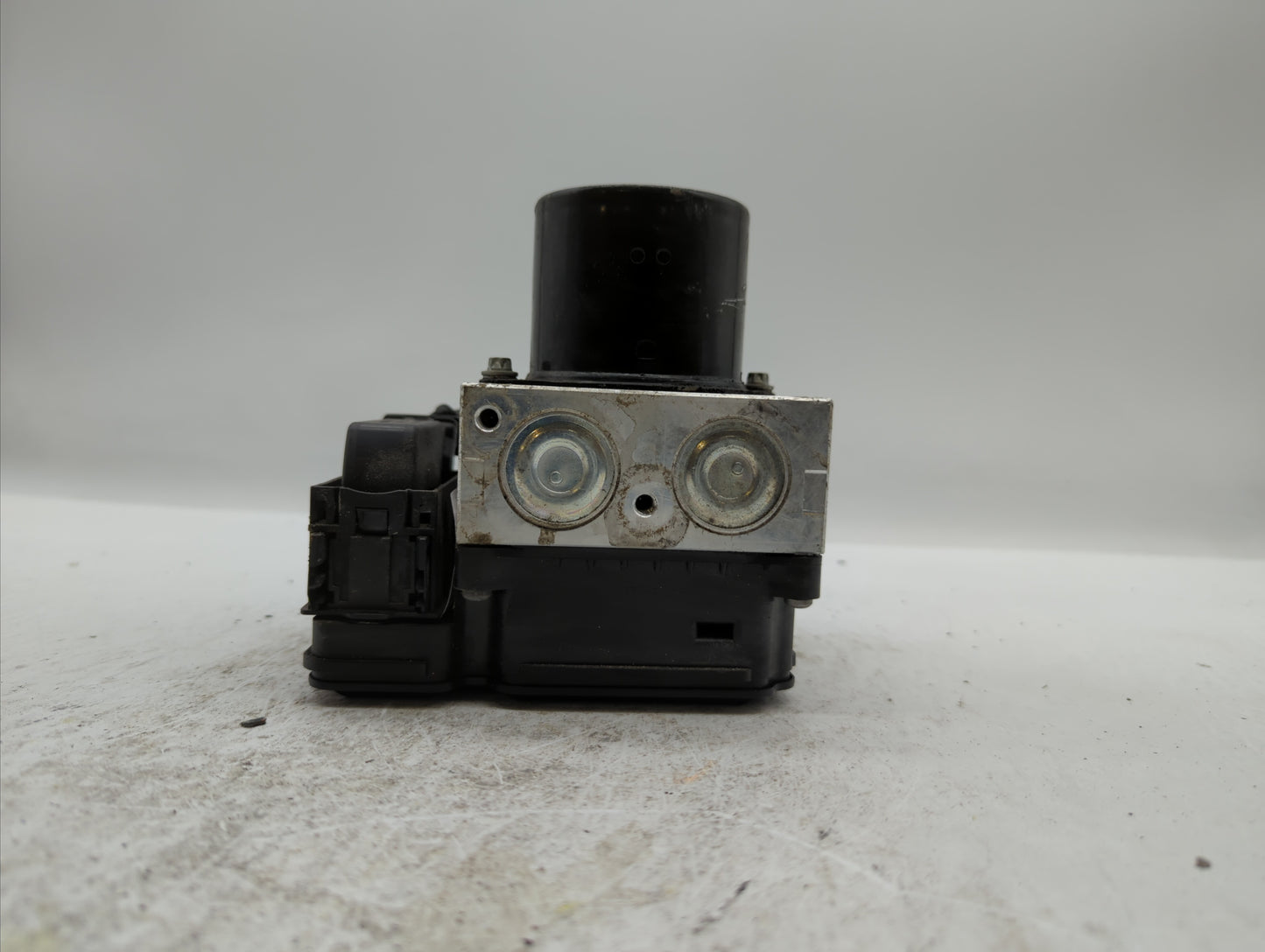 2013-2016 Chevrolet Malibu ABS Pump Control Module Replacement P/N:22973923 22827930, 22888501 Fits Fits 2012 2013 2014 2015