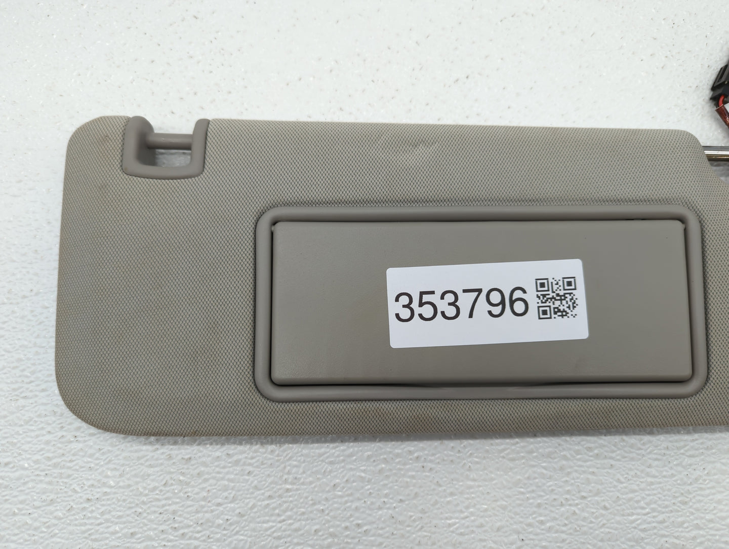 2013-2016 Chevrolet Malibu Sun Visor Shade Replacement Passenger Right Mirror Fits Fits 2013 2014 2015 2016 OEM Used Auto Pa