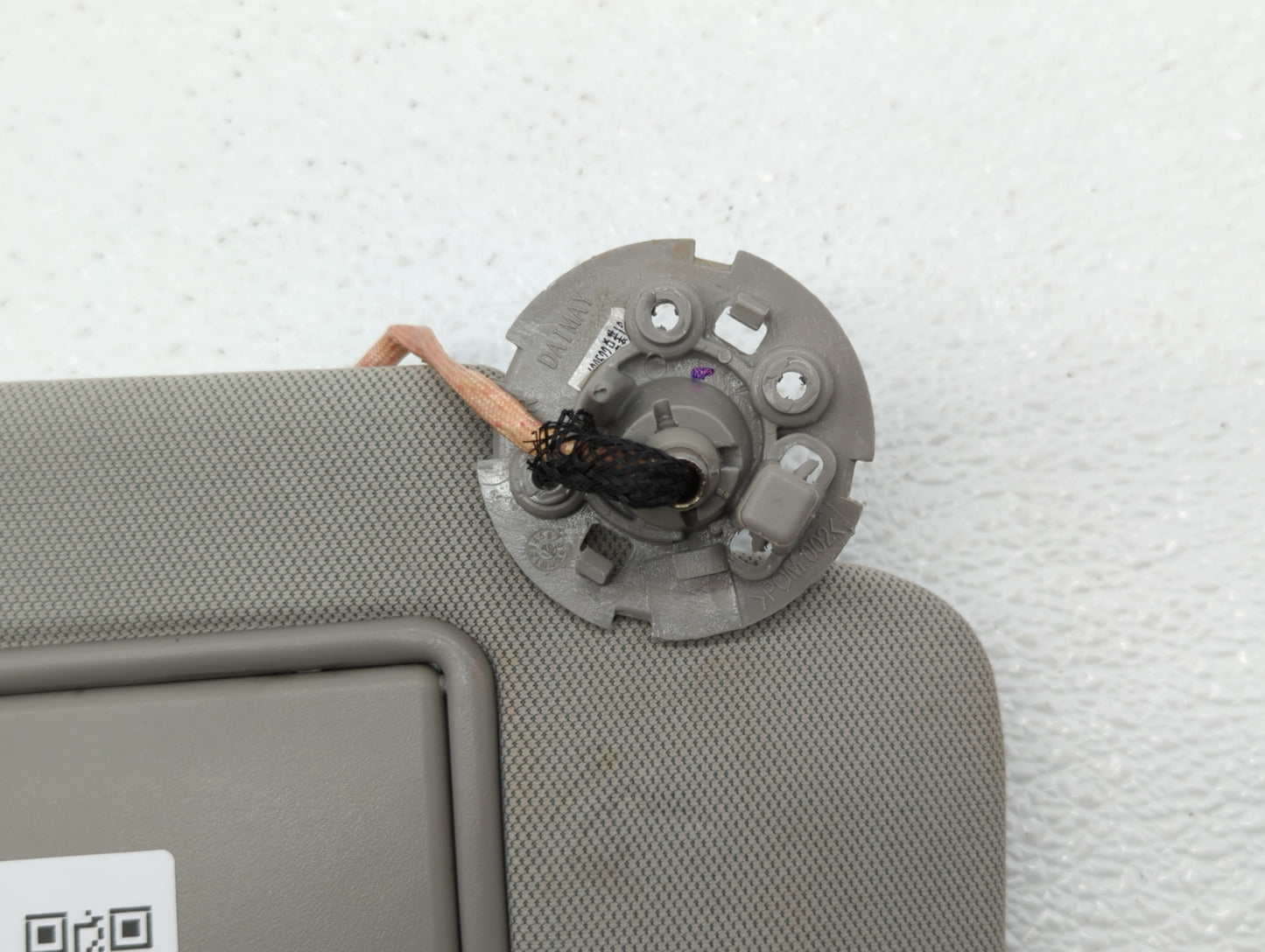 2013-2016 Chevrolet Malibu Sun Visor Shade Replacement Passenger Right Mirror Fits Fits 2013 2014 2015 2016 OEM Used Auto Pa