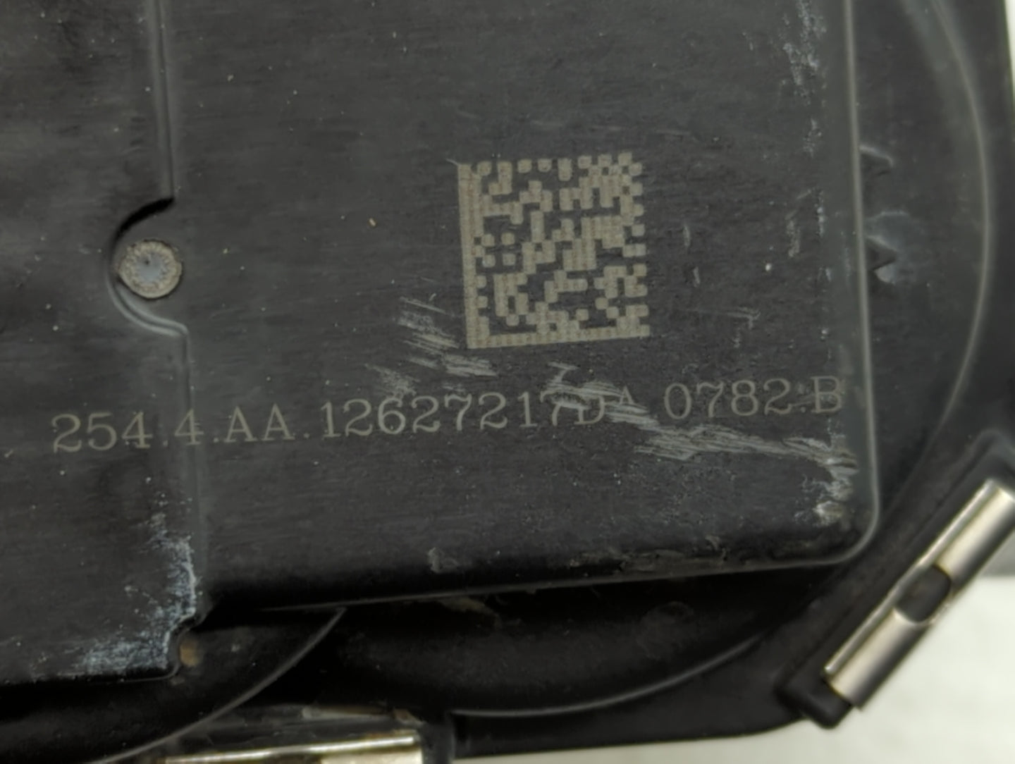 2013-2015 Chevrolet Malibu Throttle Body P/N:12627217DA 12669073DA Fits Fits 2013 2014 2015 2017 2018 OEM Used Auto Parts - 