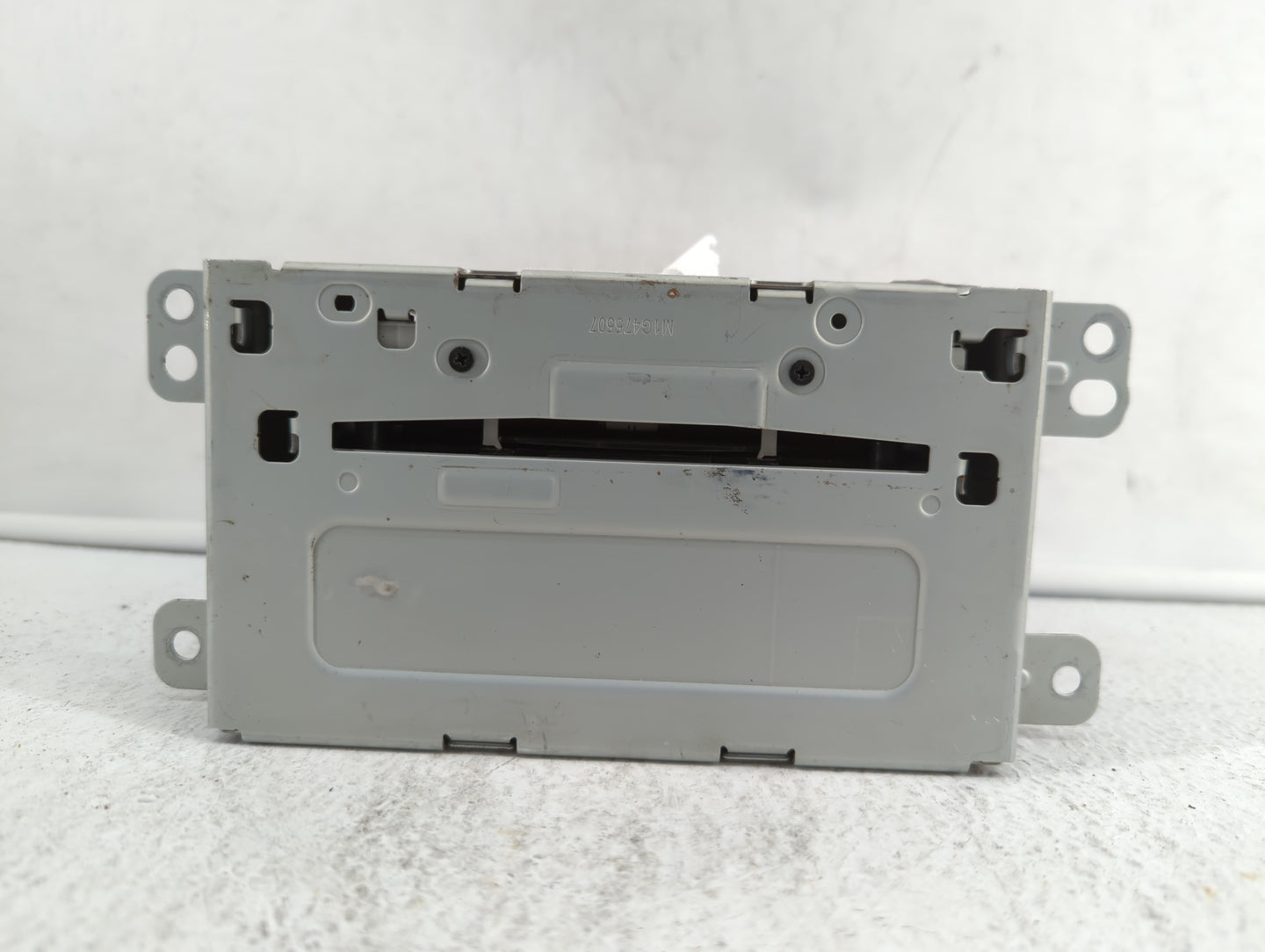 2014-2016 Chevrolet Malibu Am Fm Cd Player Radio Receiver - Oemusedautoparts1.com