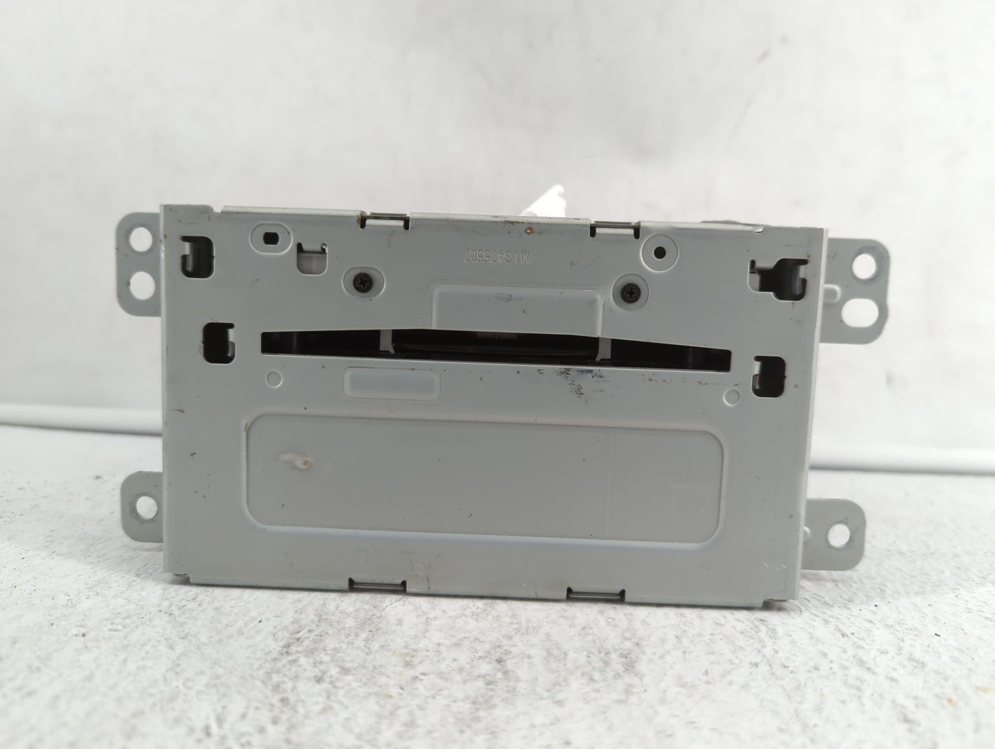 2014-2016 Chevrolet Malibu Am Fm Cd Player Radio Receiver - Oemusedautoparts1.com