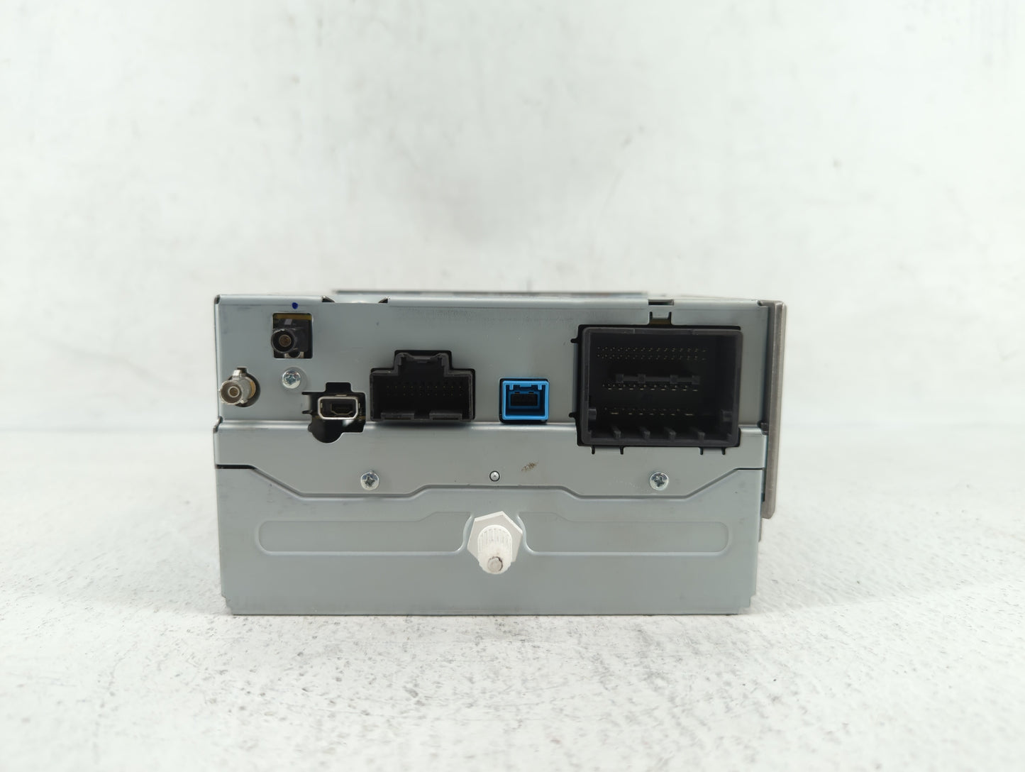 2015 Chevrolet Malibu Am Fm Cd Player Radio Receiver - Oemusedautoparts1.com