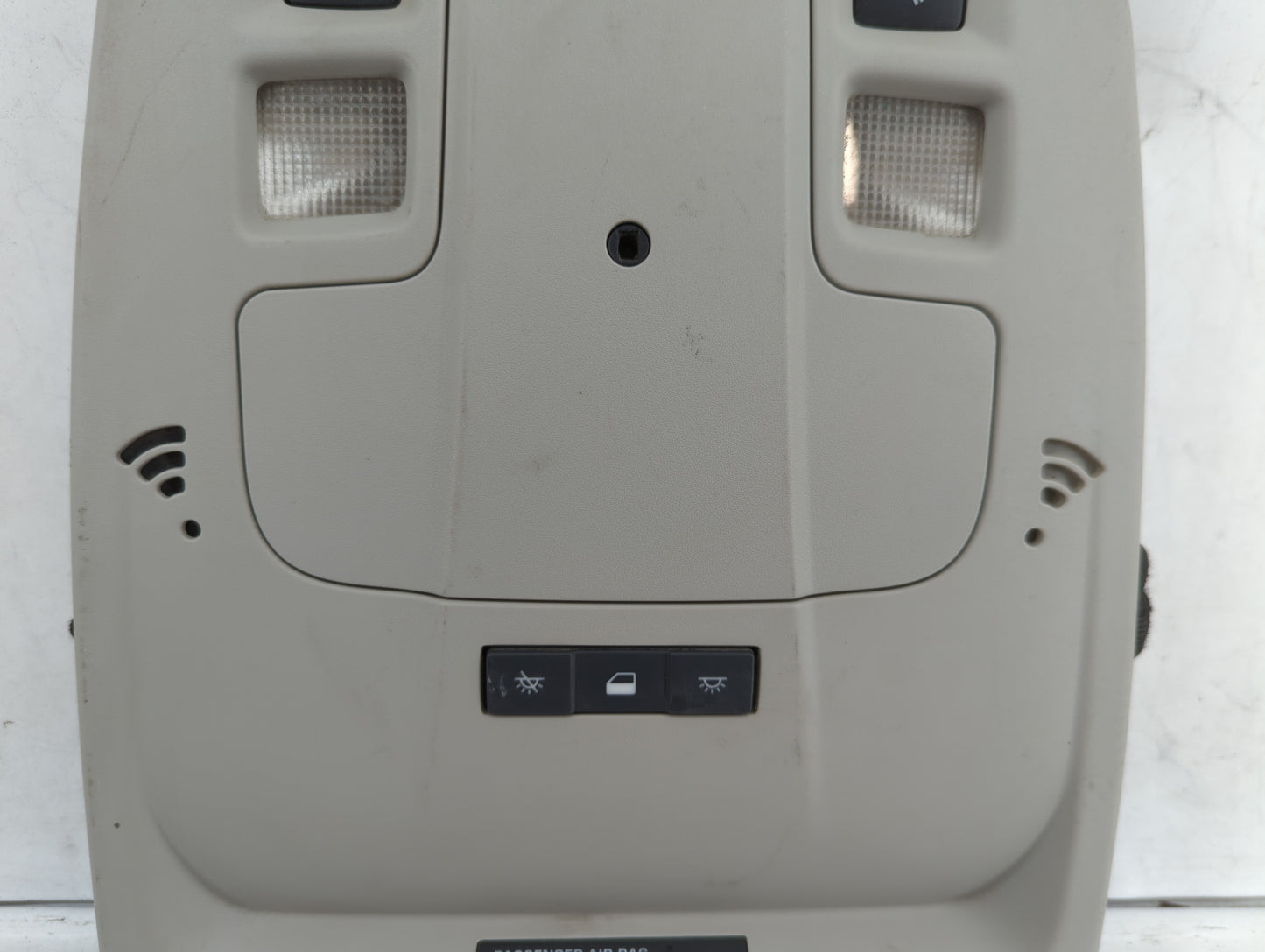 2015-2016 Chevrolet Malibu Overhead Roof Console Interior Dome Light - Oemusedautoparts1.com