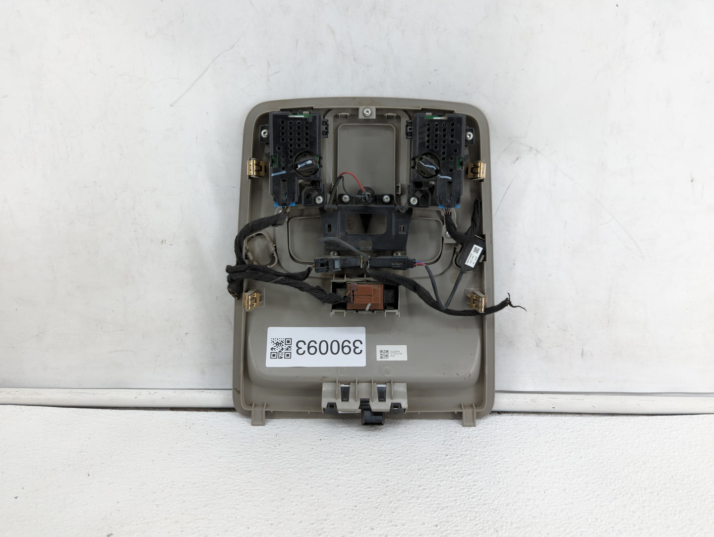 2015-2016 Chevrolet Malibu Overhead Roof Console Interior Dome Light - Oemusedautoparts1.com