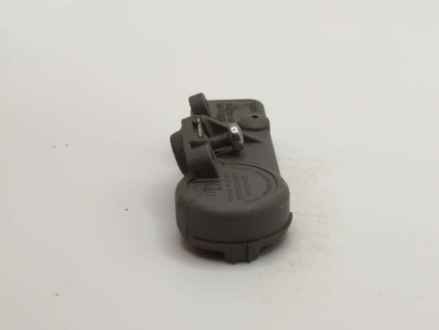 2015 Chevrolet Malibu Tire Pressure Monitoring System Sensor Tpms - Oemusedautoparts1.com