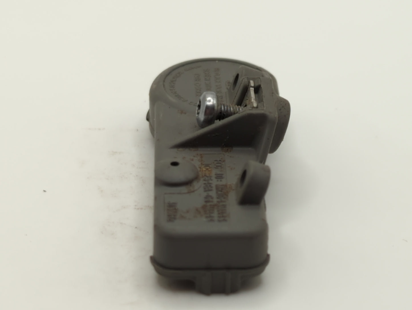 2015 Chevrolet Malibu Tire Pressure Monitoring System Sensor Tpms - Oemusedautoparts1.com