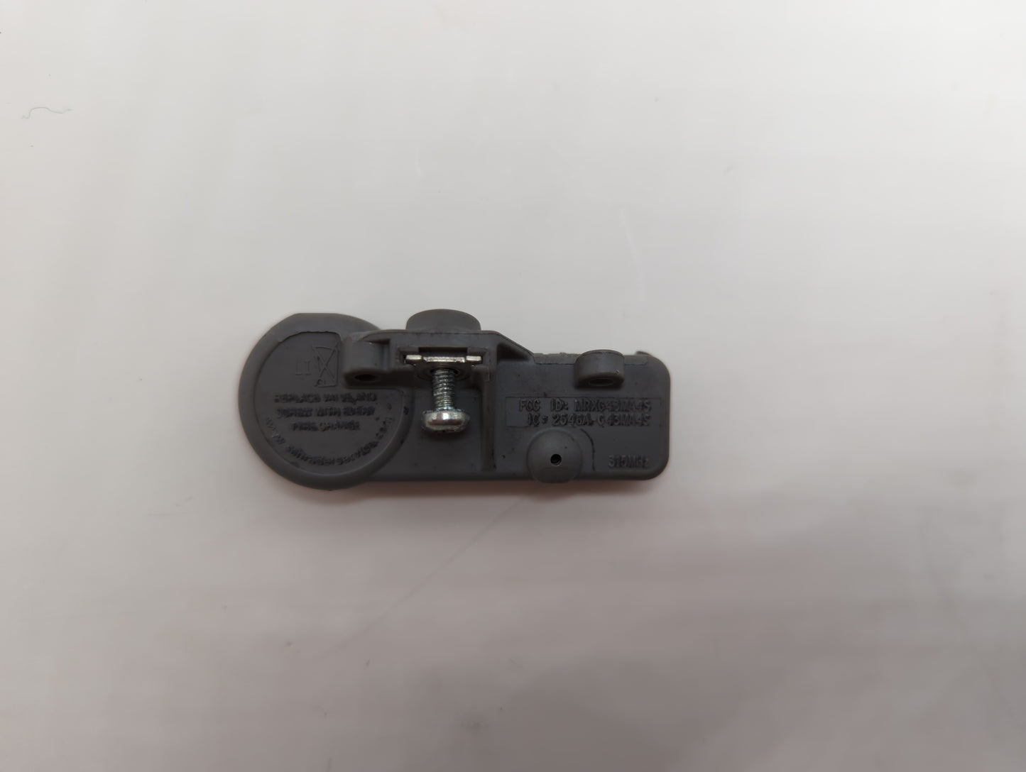 2015 Chevrolet Malibu Tire Pressure Monitoring System Sensor Tpms - Oemusedautoparts1.com