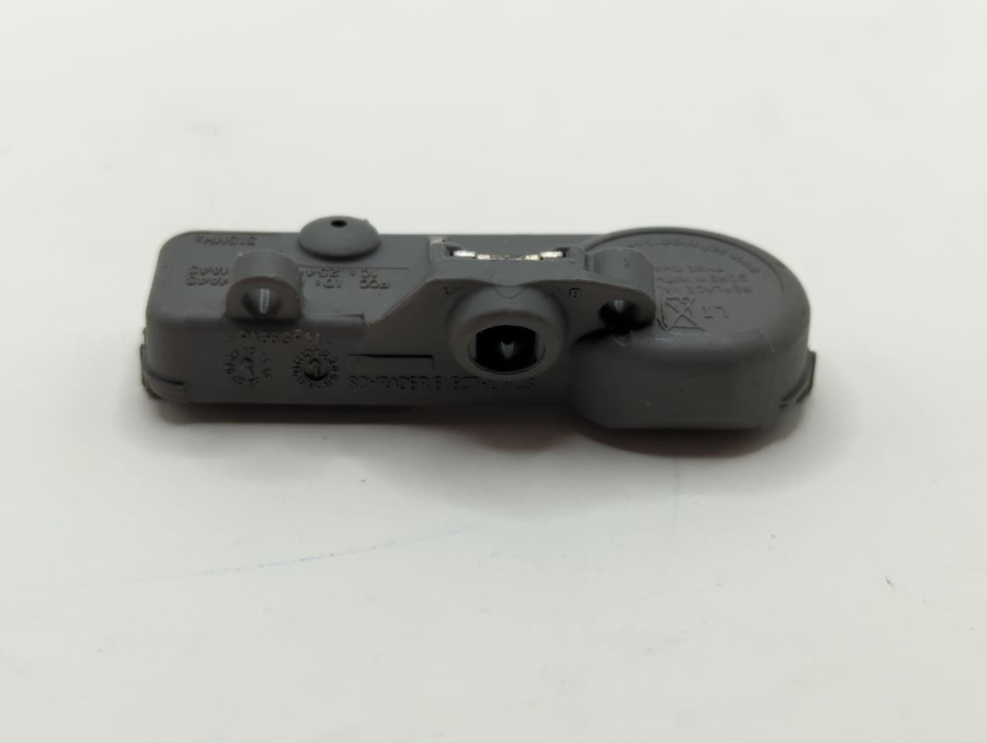 2015 Chevrolet Malibu Tire Pressure Monitoring System Sensor Tpms - Oemusedautoparts1.com