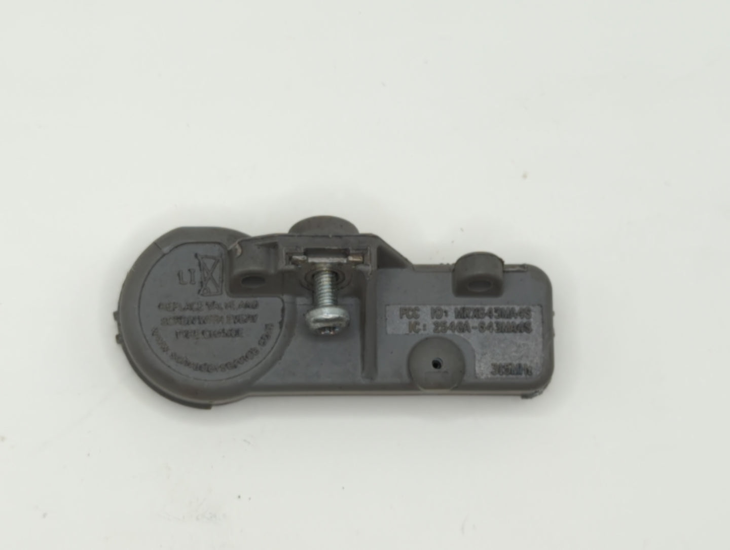 2015 Chevrolet Malibu Tire Pressure Monitoring System Sensor Tpms - Oemusedautoparts1.com