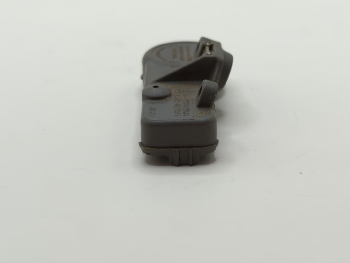 2015 Chevrolet Malibu Tire Pressure Monitoring System Sensor Tpms - Oemusedautoparts1.com