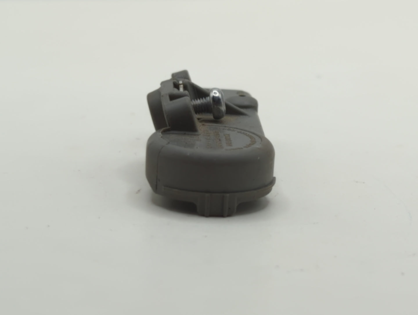2015 Chevrolet Malibu Tire Pressure Monitoring System Sensor Tpms - Oemusedautoparts1.com