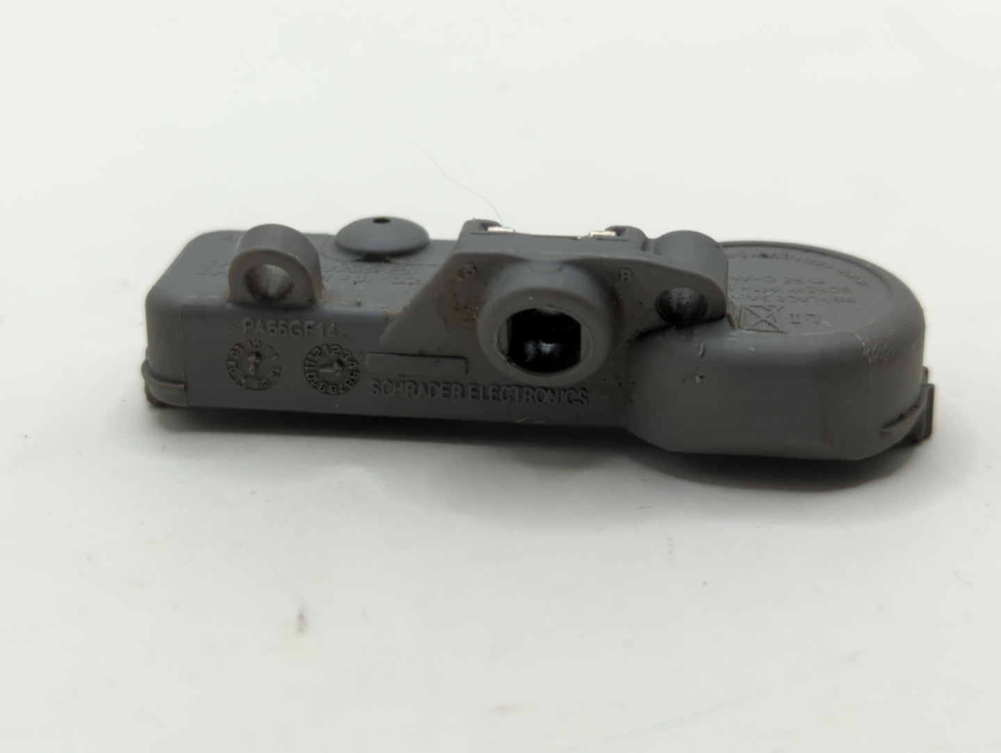 2015 Chevrolet Malibu Tire Pressure Monitoring System Sensor Tpms - Oemusedautoparts1.com