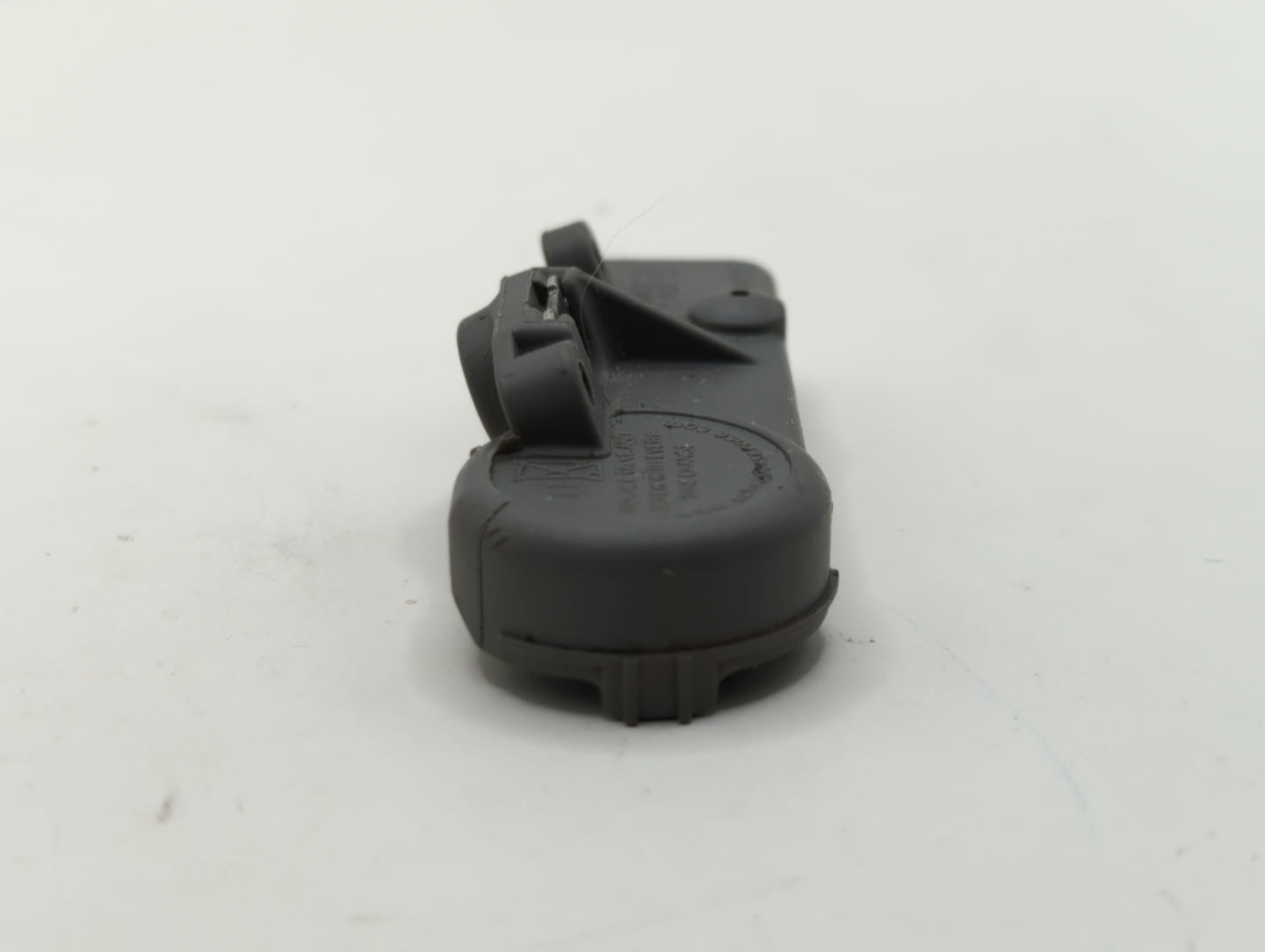 2015 Chevrolet Malibu Tire Pressure Monitoring System Sensor Tpms - Oemusedautoparts1.com