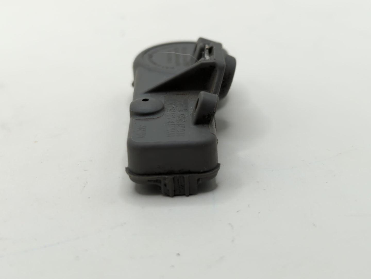 2015 Chevrolet Malibu Tire Pressure Monitoring System Sensor Tpms - Oemusedautoparts1.com