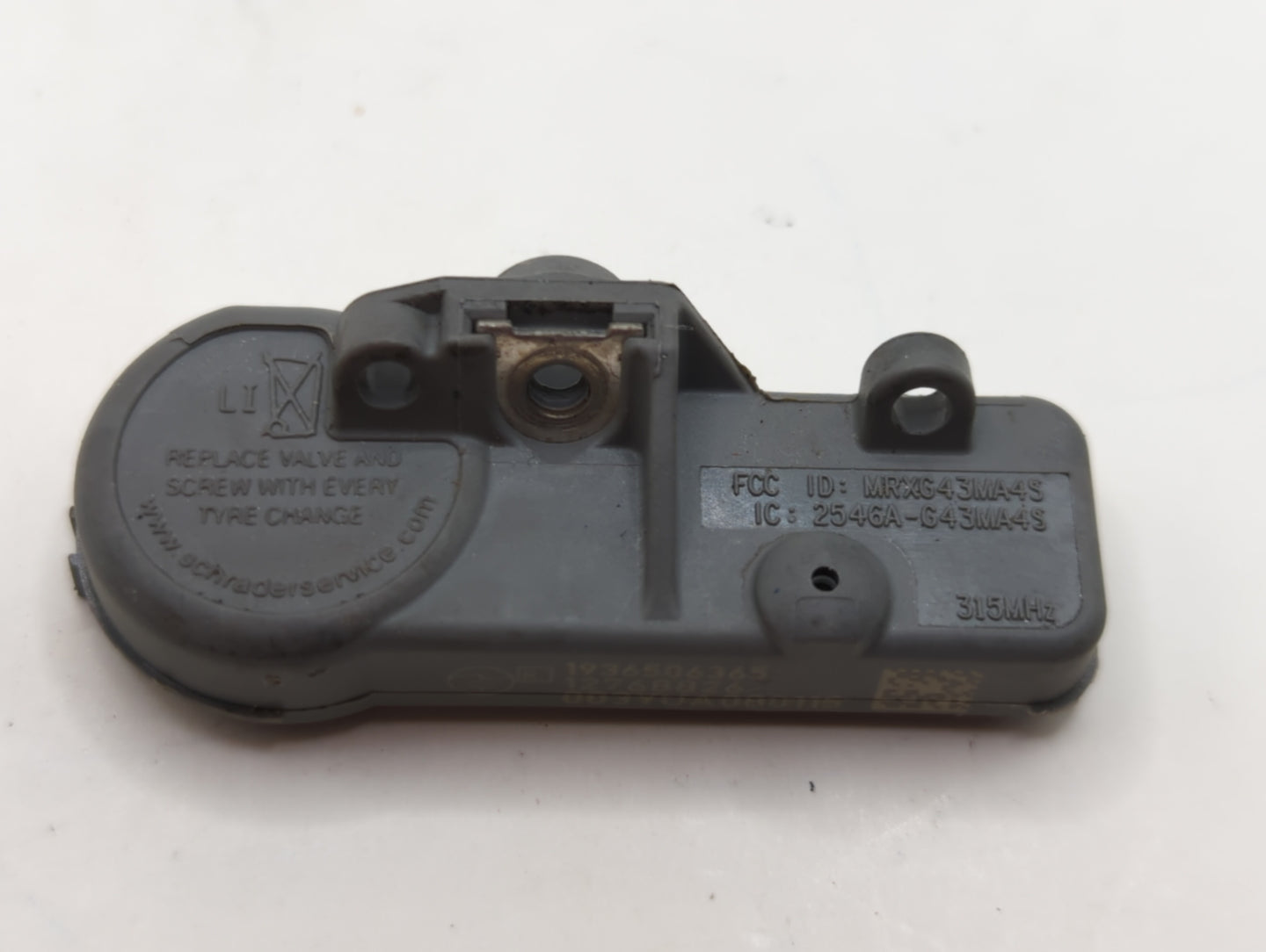 2015 Chevrolet Malibu Tire Pressure Monitoring System Sensor Tpms - Oemusedautoparts1.com