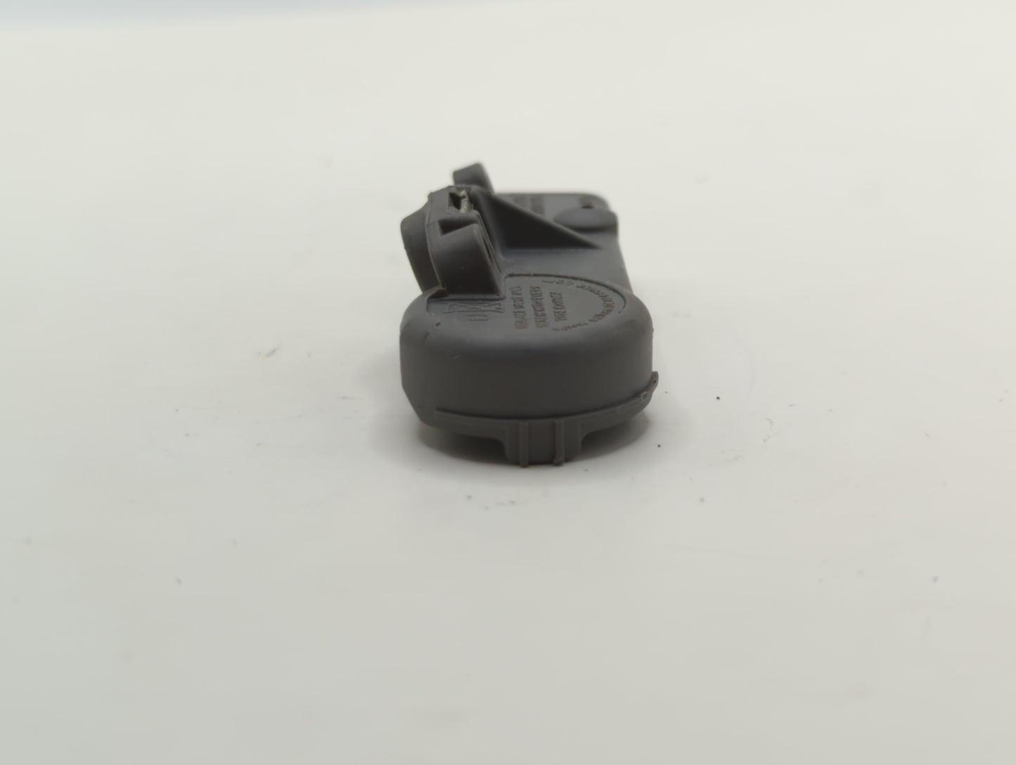 2015 Chevrolet Malibu Tire Pressure Monitoring System Sensor Tpms - Oemusedautoparts1.com