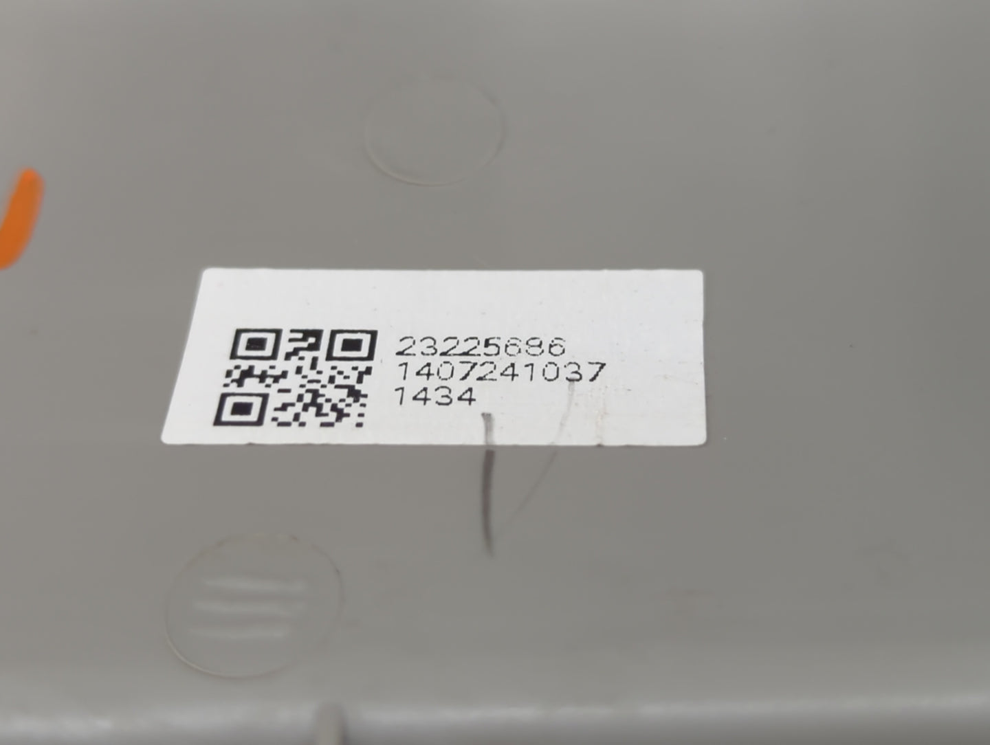 2015-2016 Chevrolet Malibu Overhead Roof Console 423755 - Oemusedautoparts1.com
