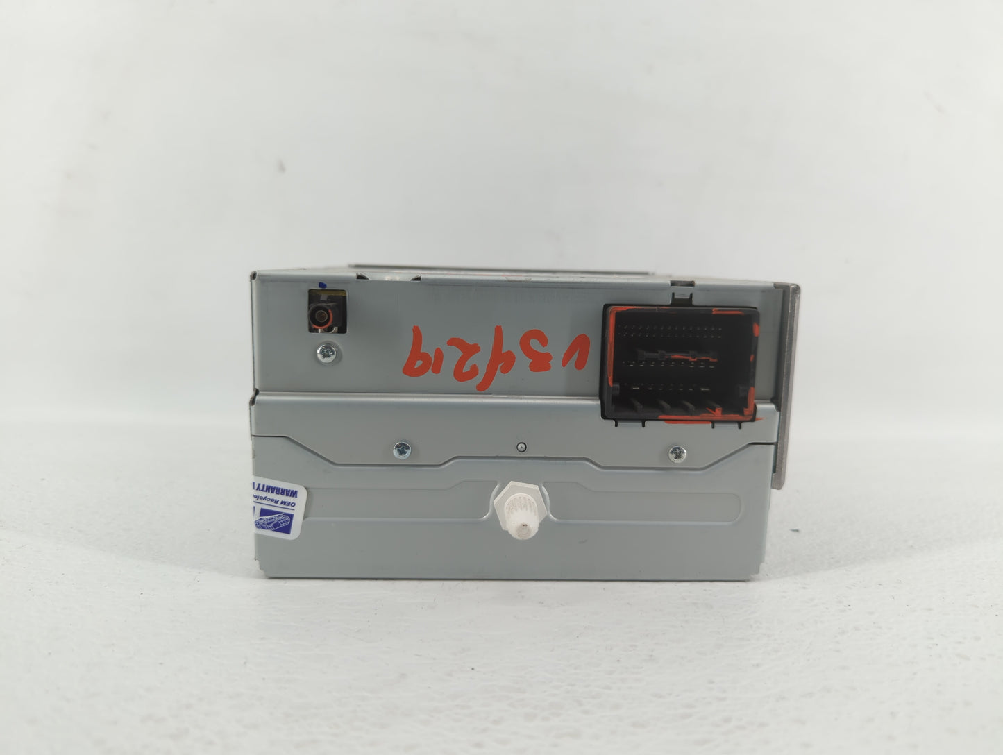 2014-2016 Chevrolet Malibu Am Fm Cd Player Radio Receiver - Oemusedautoparts1.com