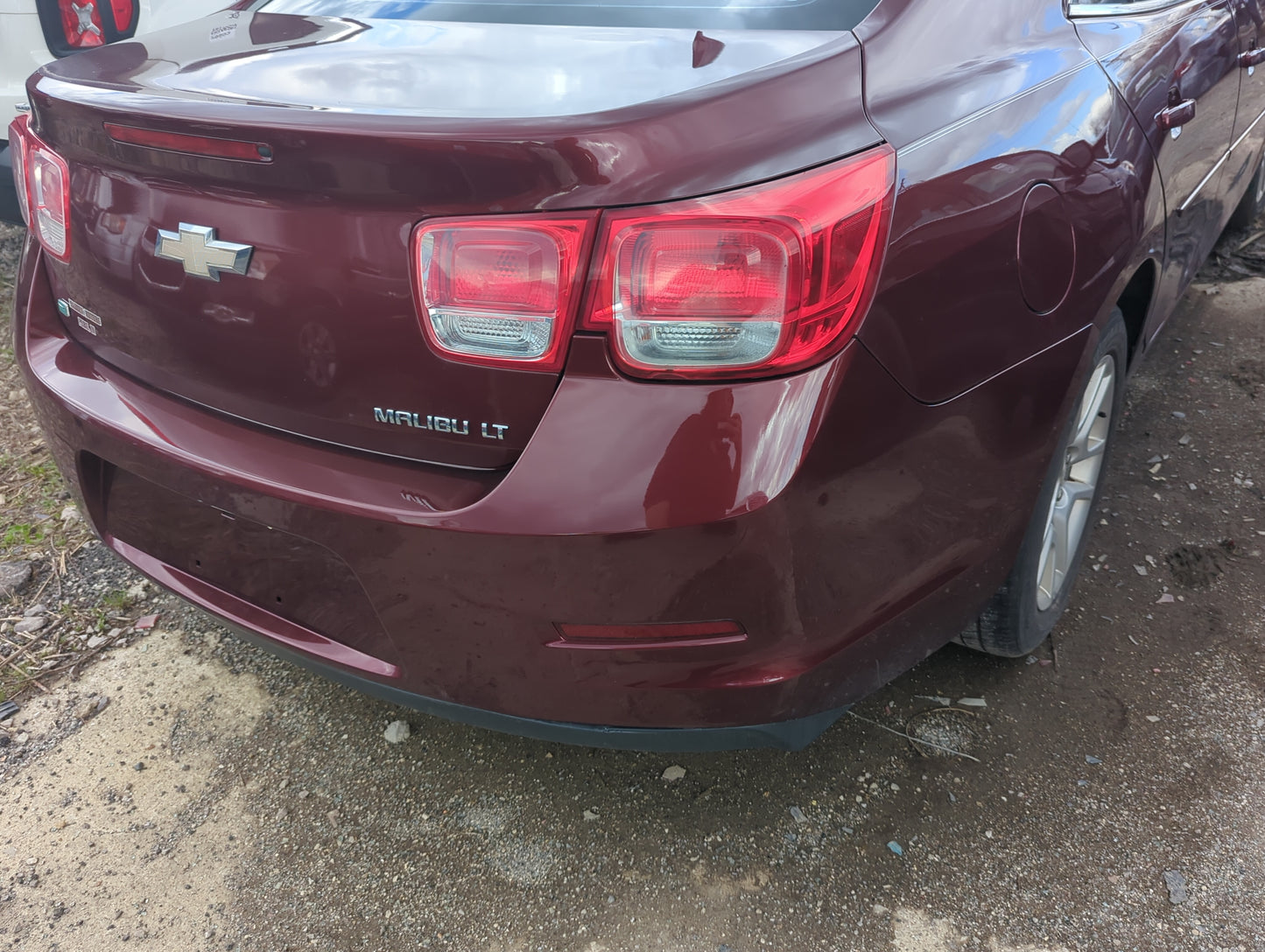 2013-2016 Chevrolet Malibu Rear Bumper Assembly Oem - Oemusedautoparts1.com