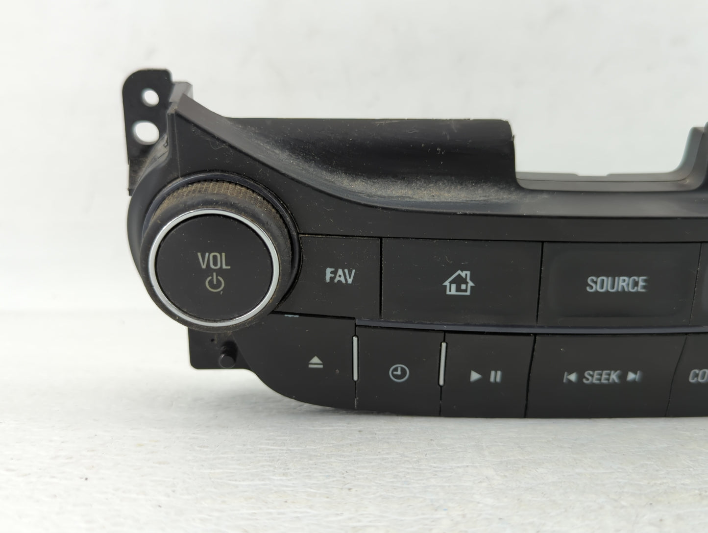 2014-2016 Chevrolet Malibu Radio Control Panel - Oemusedautoparts1.com