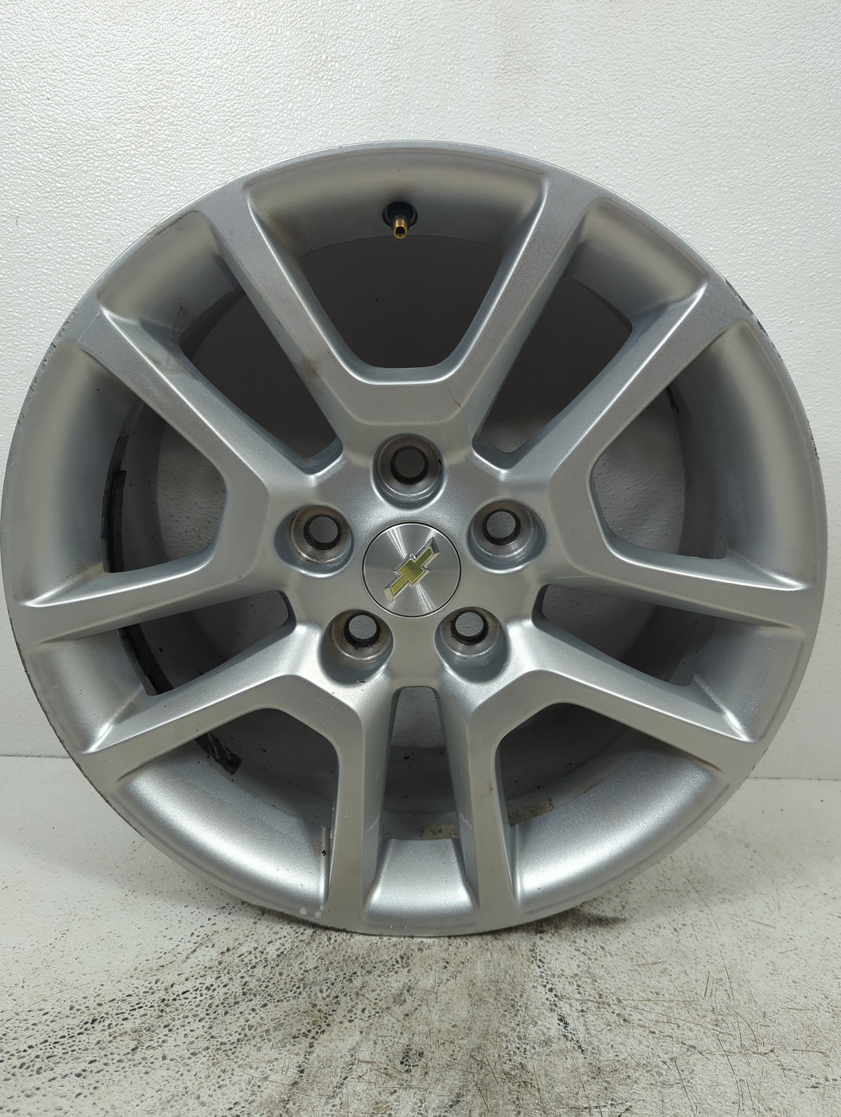 2015 Chevrolet Malibu Oem Wheel Rim 5026608 - Oemusedautoparts1.com