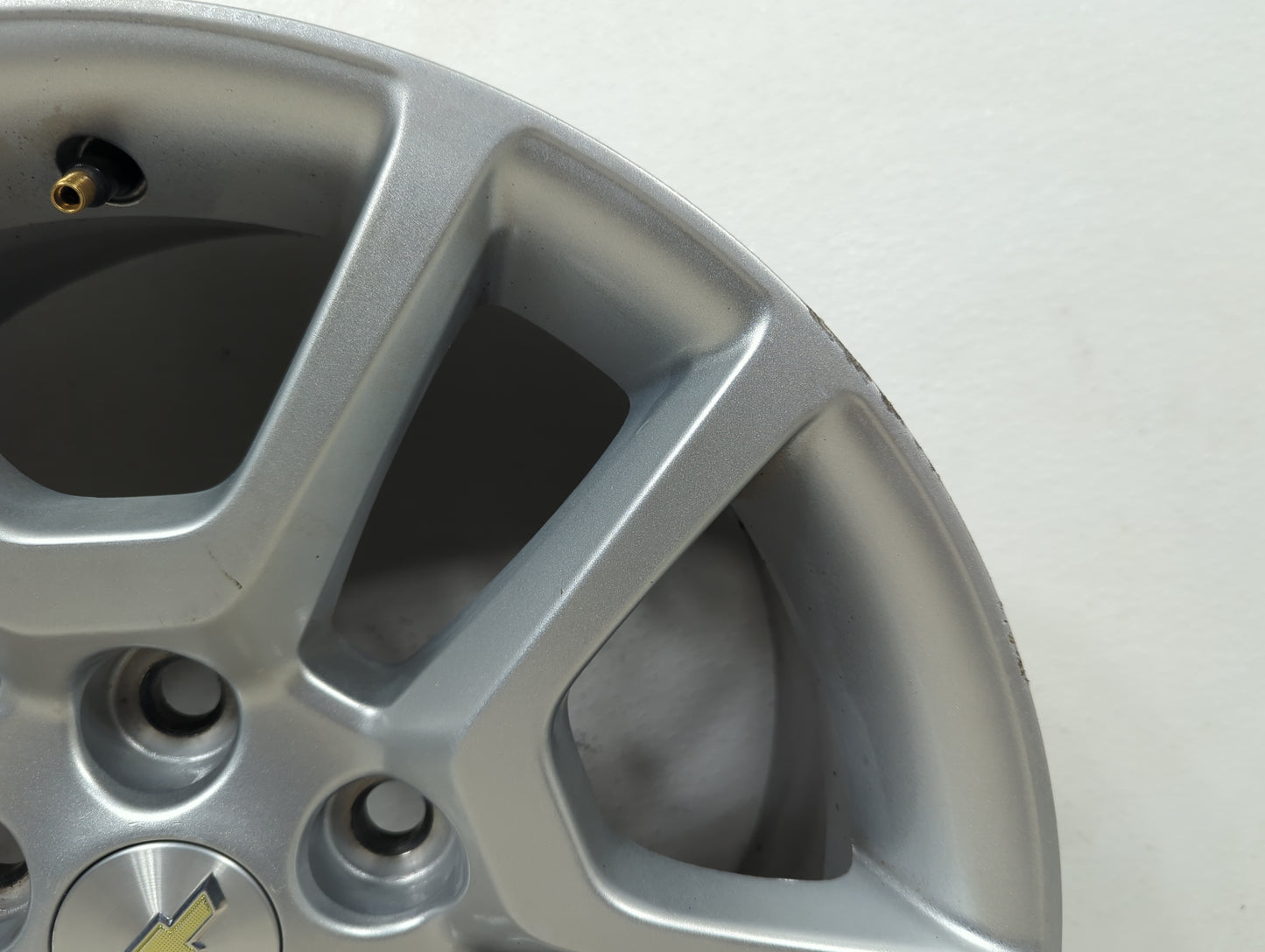 2015 Chevrolet Malibu Oem Wheel Rim 5026608 - Oemusedautoparts1.com