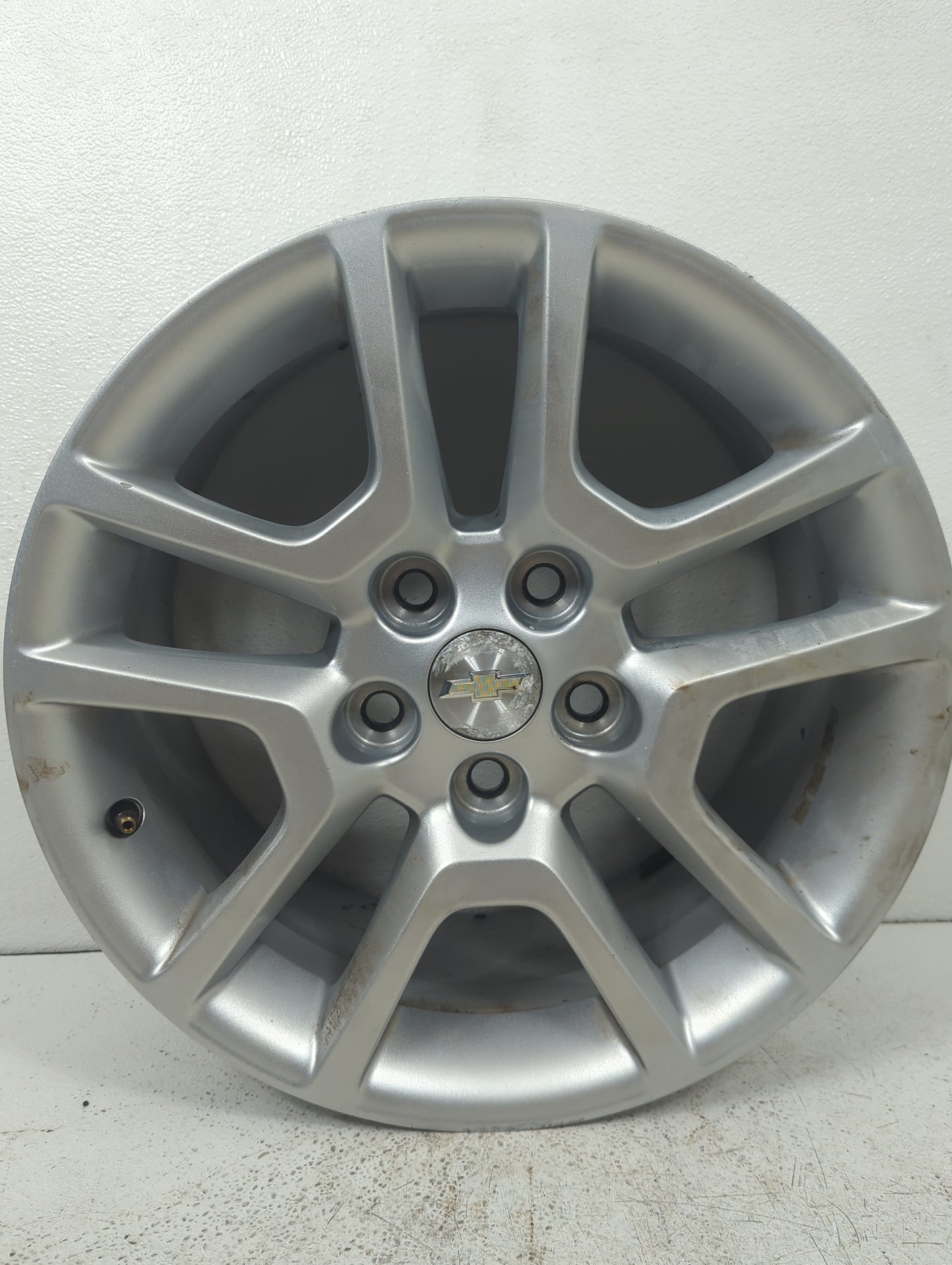 2015 Chevrolet Malibu Oem Wheel Rim 5026609 - Oemusedautoparts1.com