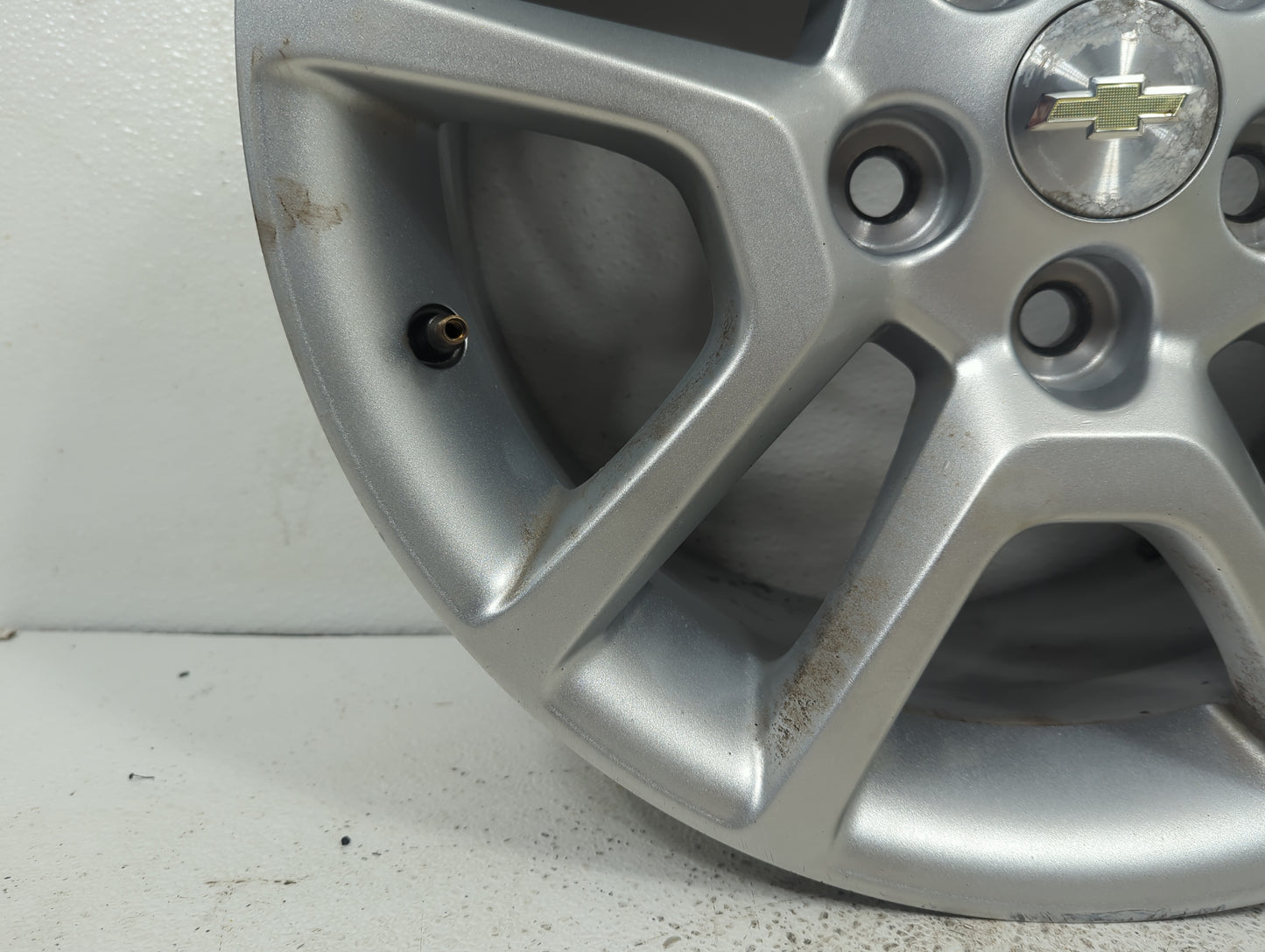 2015 Chevrolet Malibu Oem Wheel Rim 5026609 - Oemusedautoparts1.com