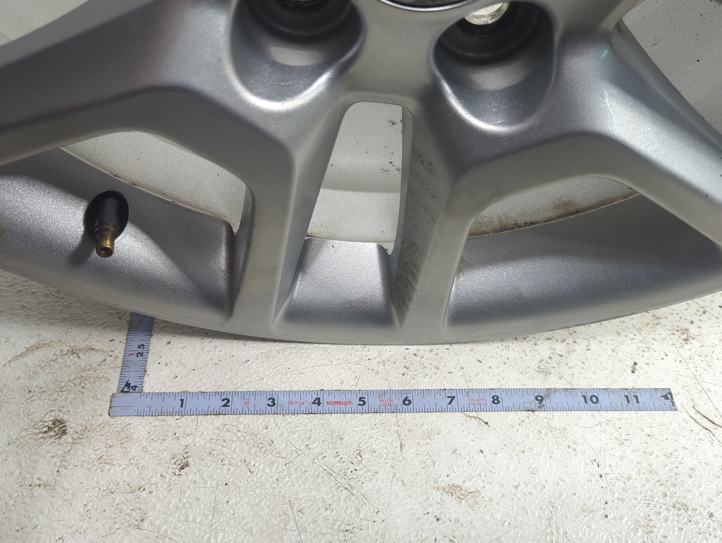 2015 Chevrolet Malibu Oem Wheel Rim 5026609 - Oemusedautoparts1.com