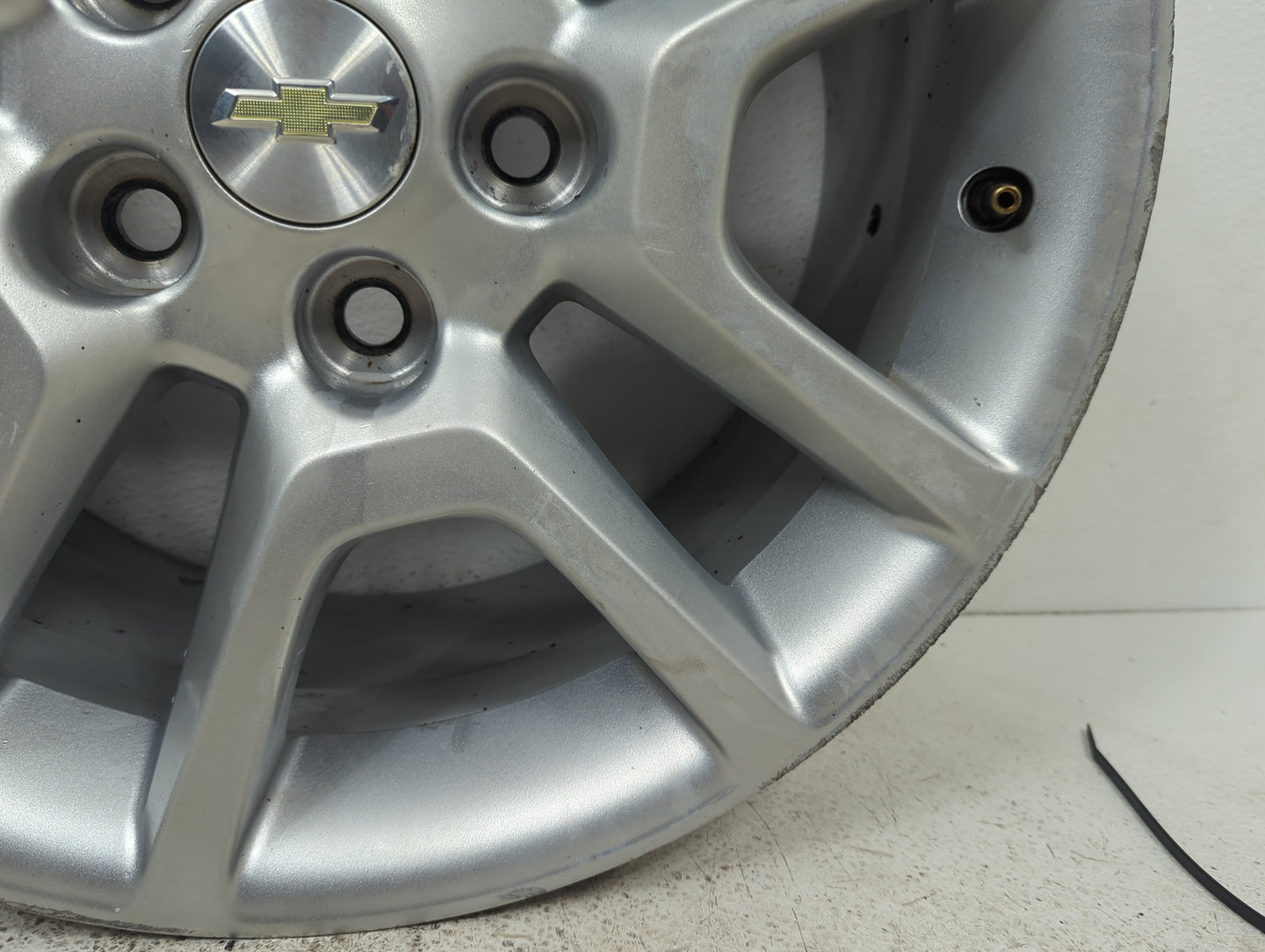 2015 Chevrolet Malibu Oem Wheel Rim 5026610 - Oemusedautoparts1.com