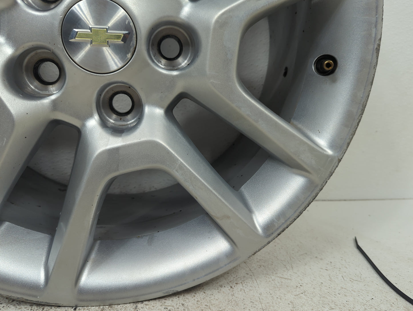 2015 Chevrolet Malibu Oem Wheel Rim 5026610 - Oemusedautoparts1.com