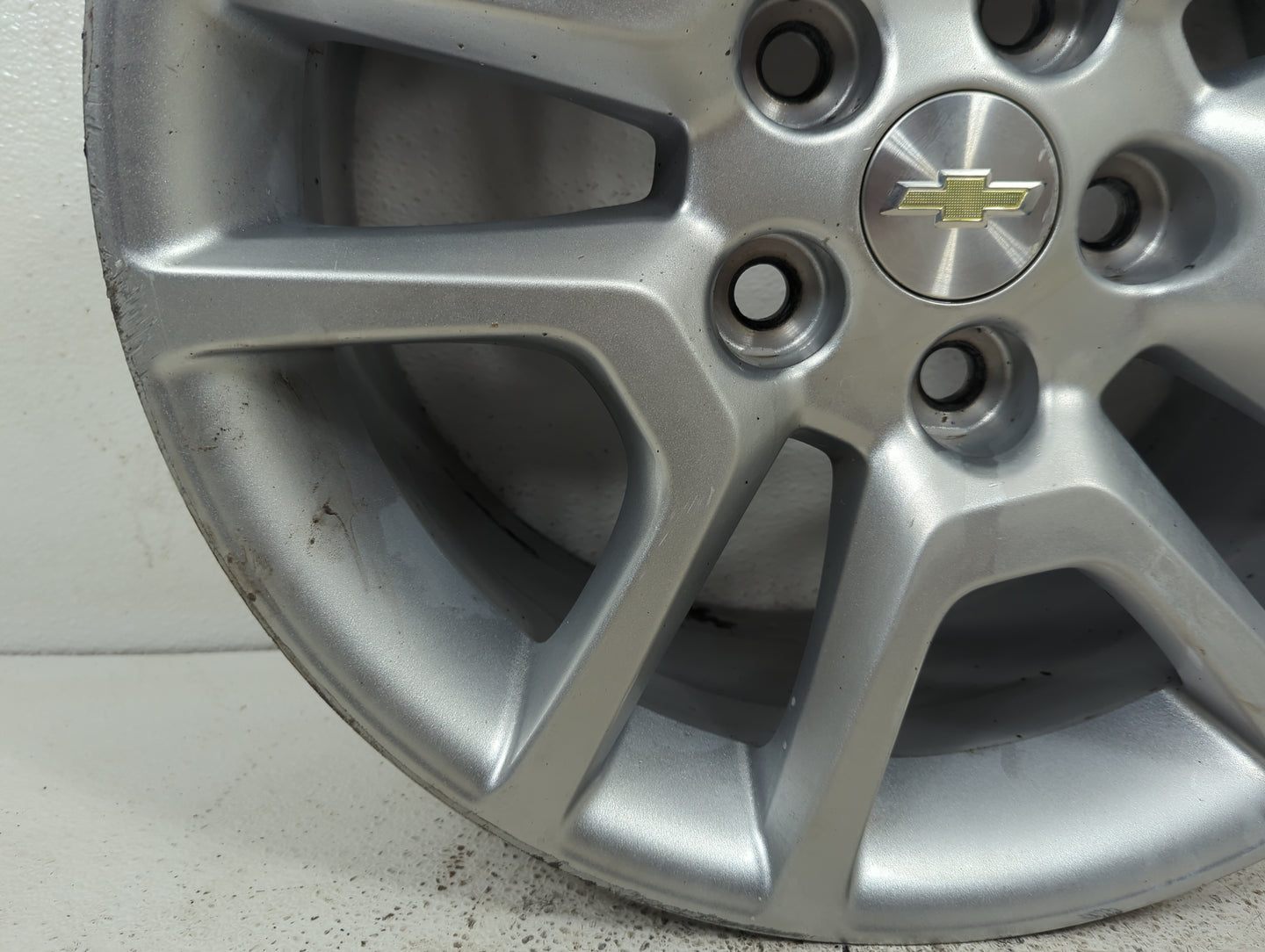 2015 Chevrolet Malibu Oem Wheel Rim 5026610 - Oemusedautoparts1.com