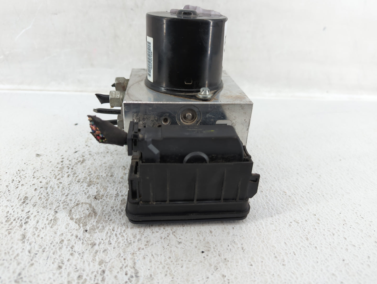 2013-2016 Chevrolet Malibu ABS Pump Control Module Replacement P/N:22863598 22838815, 22971448 Fits Fits 2012 2013 2014 2015