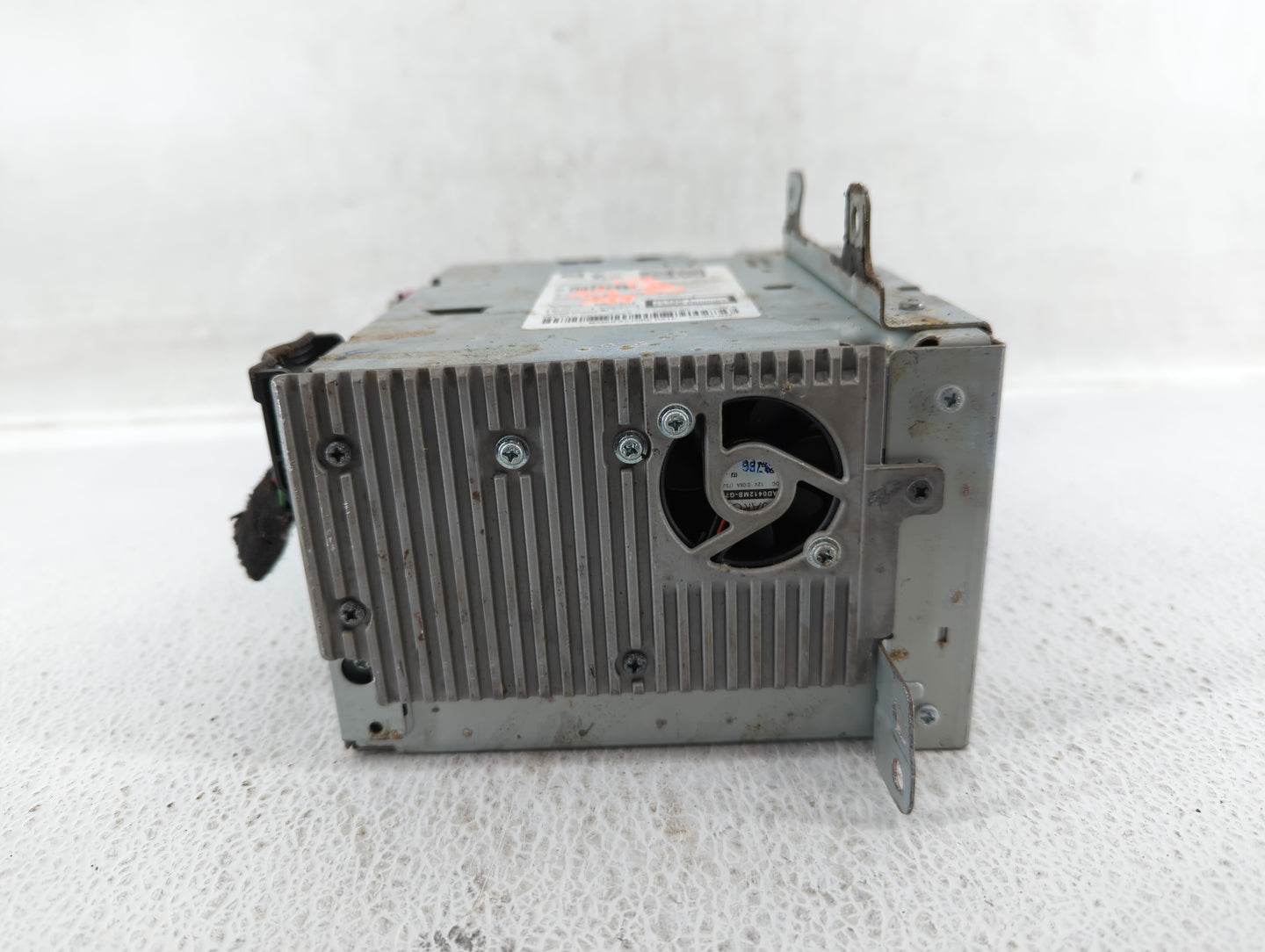 2014-2016 Chevrolet Malibu Am Fm Cd Player Radio Receiver - Oemusedautoparts1.com