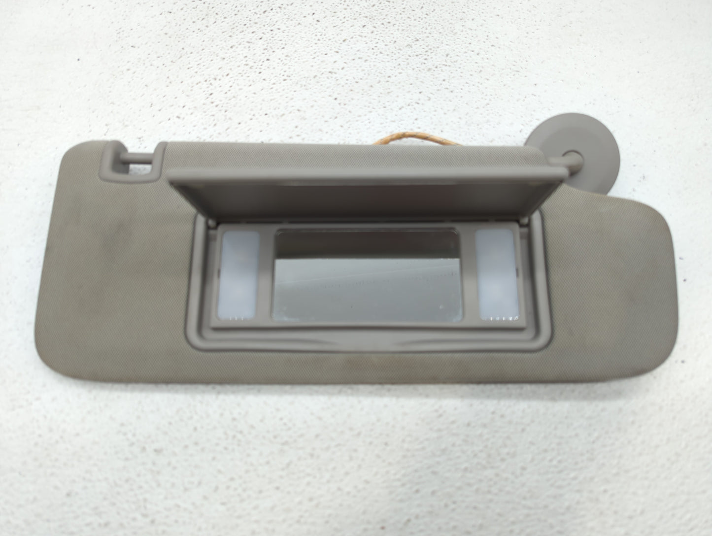 2013-2016 Chevrolet Malibu Sun Visor Shade Replacement Passenger Right Mirror Fits Fits 2013 2014 2015 2016 OEM Used Auto Pa