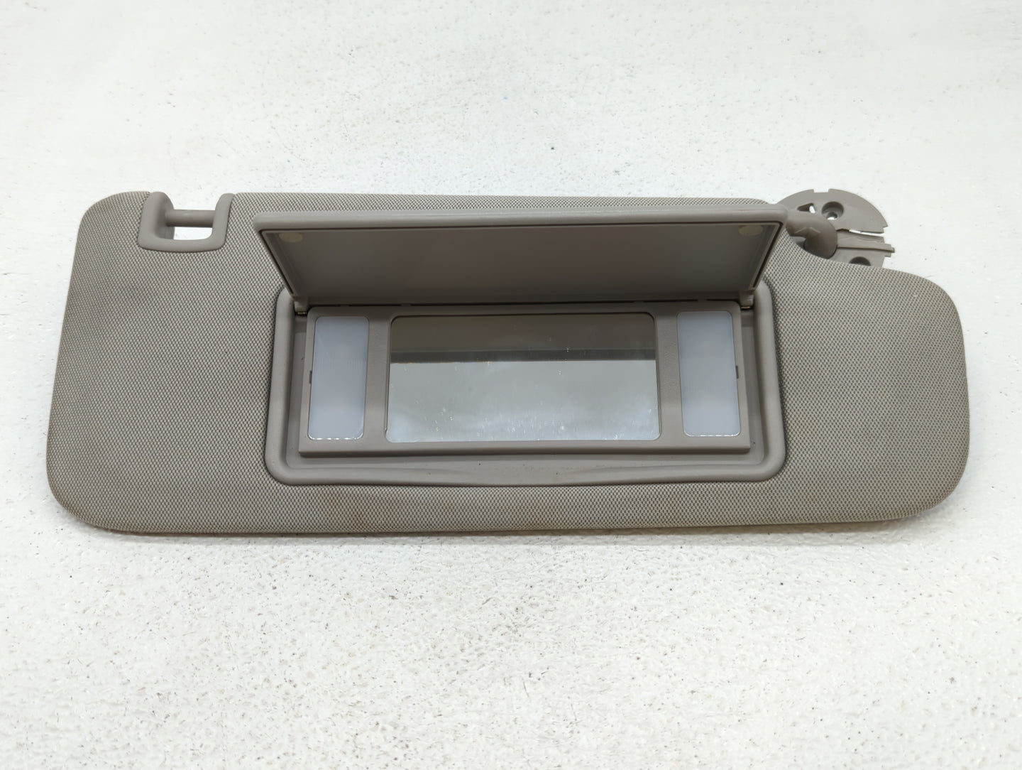 2013-2016 Chevrolet Malibu Sun Visor Shade Replacement Driver Left Mirror Fits Fits 2013 2014 2015 2016 OEM Used Auto Parts 