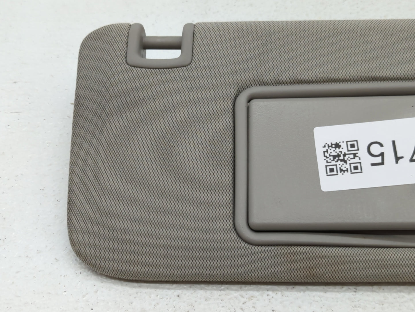 2013-2016 Chevrolet Malibu Sun Visor Shade Replacement Driver Left Mirror Fits Fits 2013 2014 2015 2016 OEM Used Auto Parts 