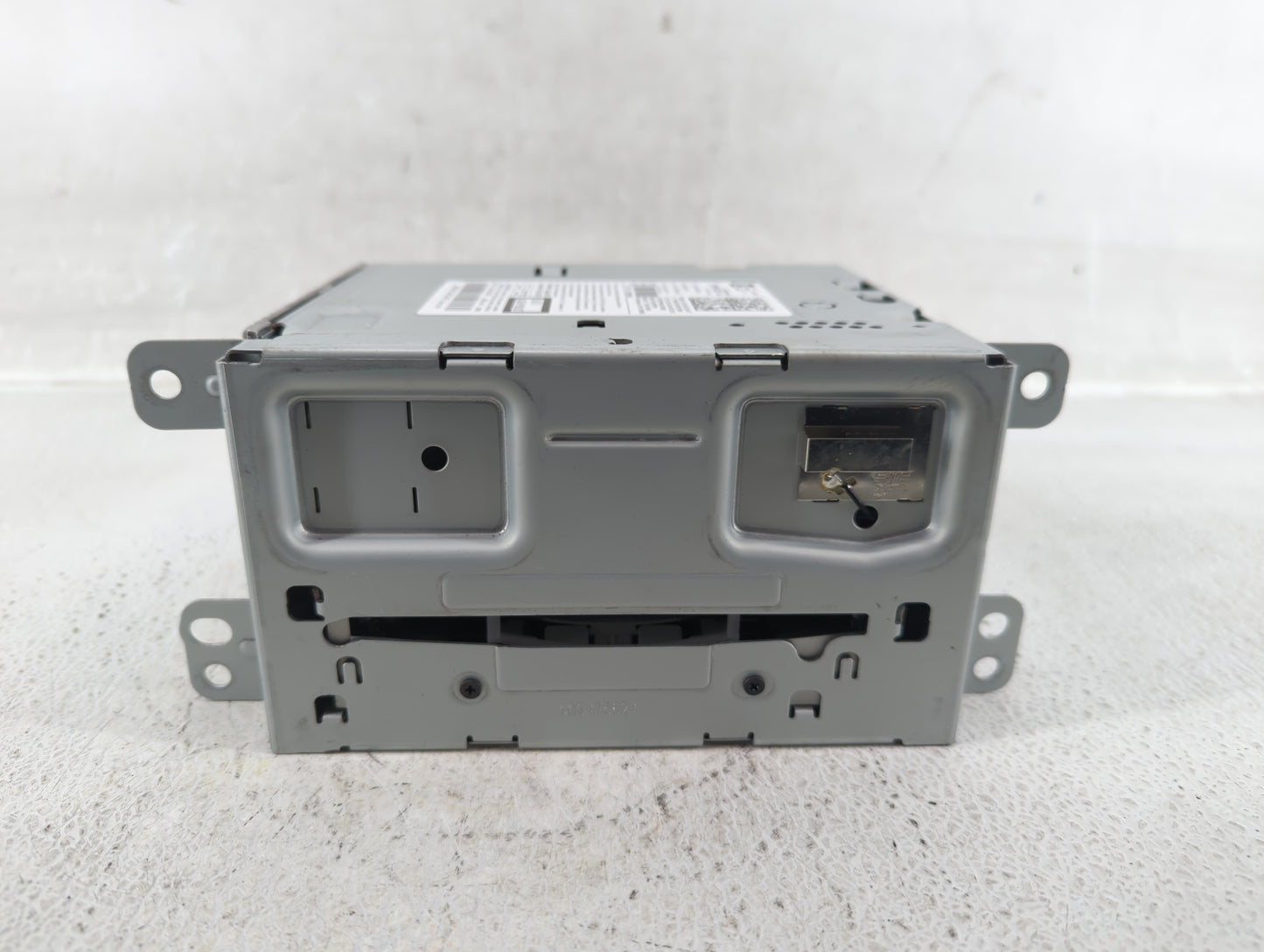 2015 Chevrolet Malibu Am Fm Cd Player Radio Receiver - Oemusedautoparts1.com