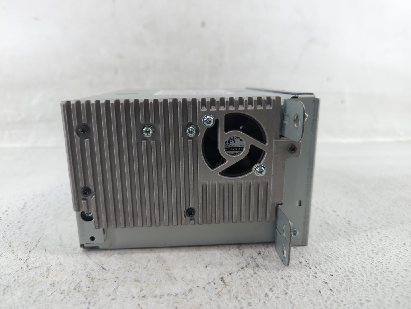 2015 Chevrolet Malibu Am Fm Cd Player Radio Receiver - Oemusedautoparts1.com