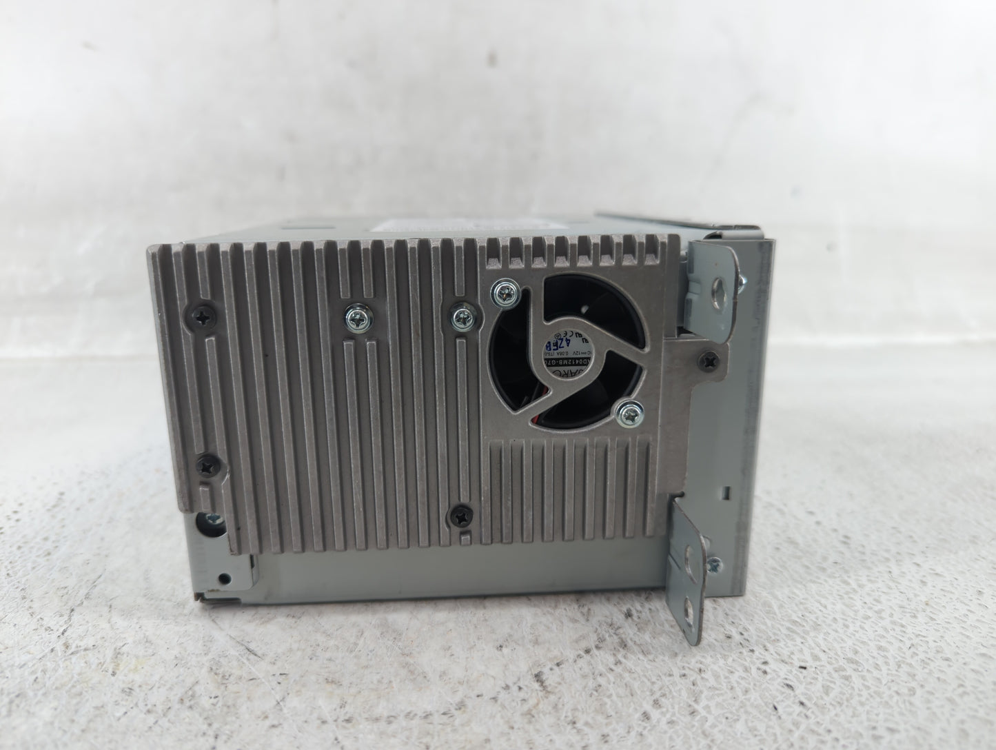 2015 Chevrolet Malibu Am Fm Cd Player Radio Receiver - Oemusedautoparts1.com