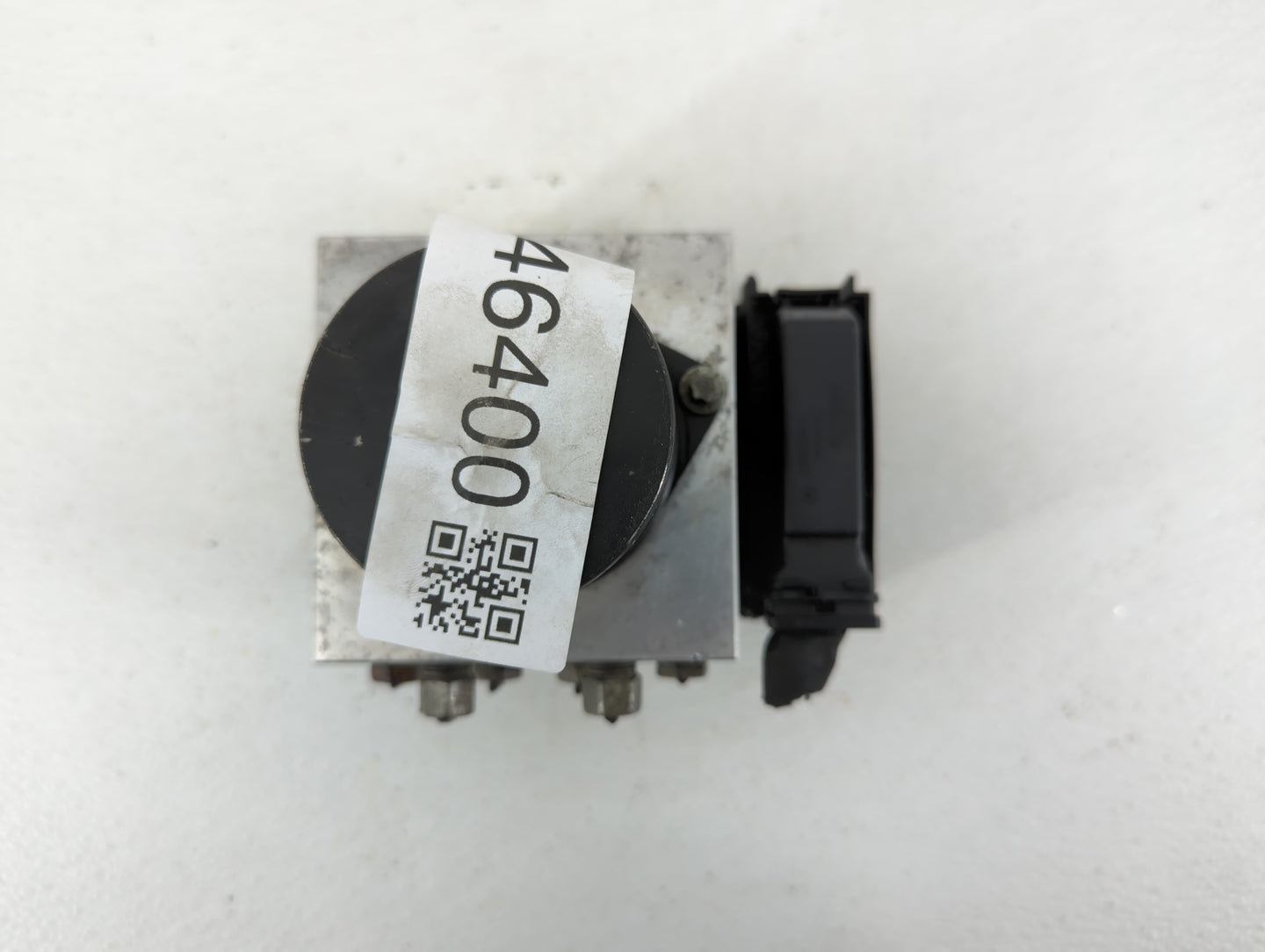 2013-2016 Chevrolet Malibu ABS Pump Control Module Replacement P/N:22863598 Fits Fits 2012 2013 2014 2015 2016 OEM Used Auto