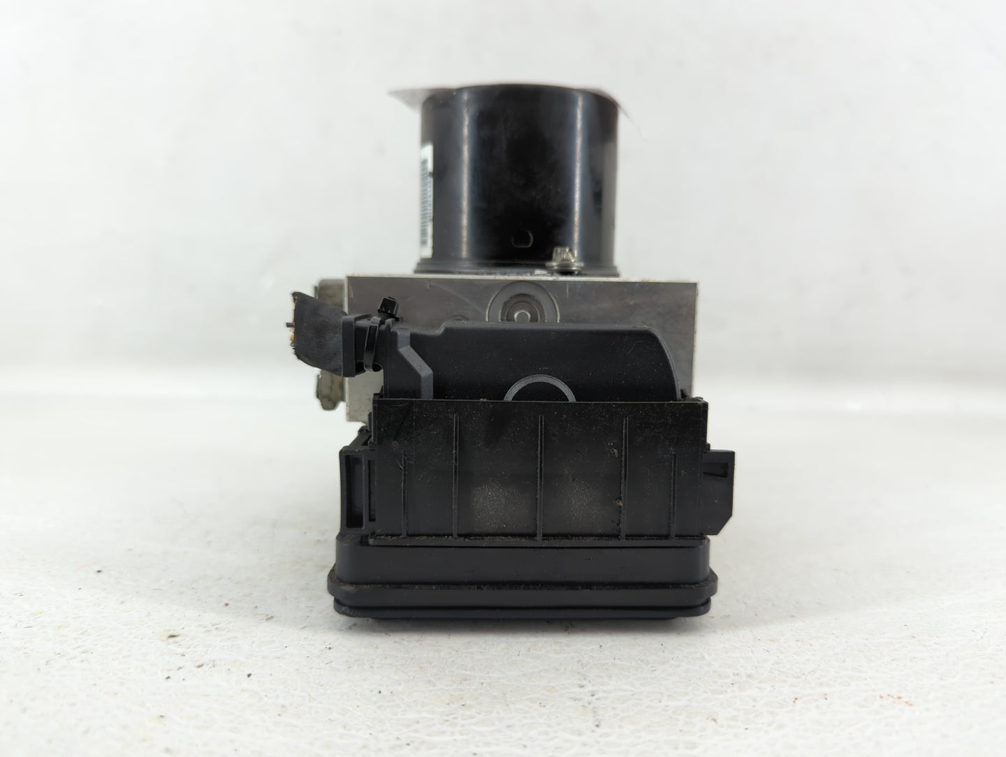 2013-2016 Chevrolet Malibu ABS Pump Control Module Replacement P/N:22863598 Fits Fits 2012 2013 2014 2015 2016 OEM Used Auto