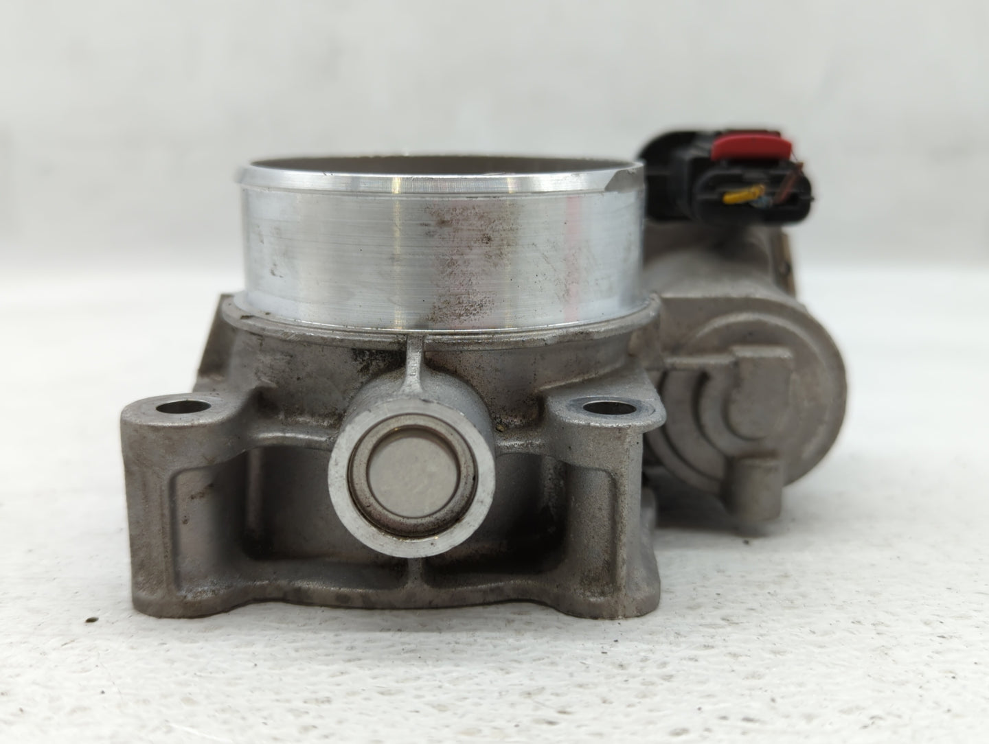 2013-2015 Chevrolet Malibu Throttle Body P/N:12627217DA Fits Fits 2013 2014 2015 2017 2018 2019 2020 OEM Used Auto Parts - O