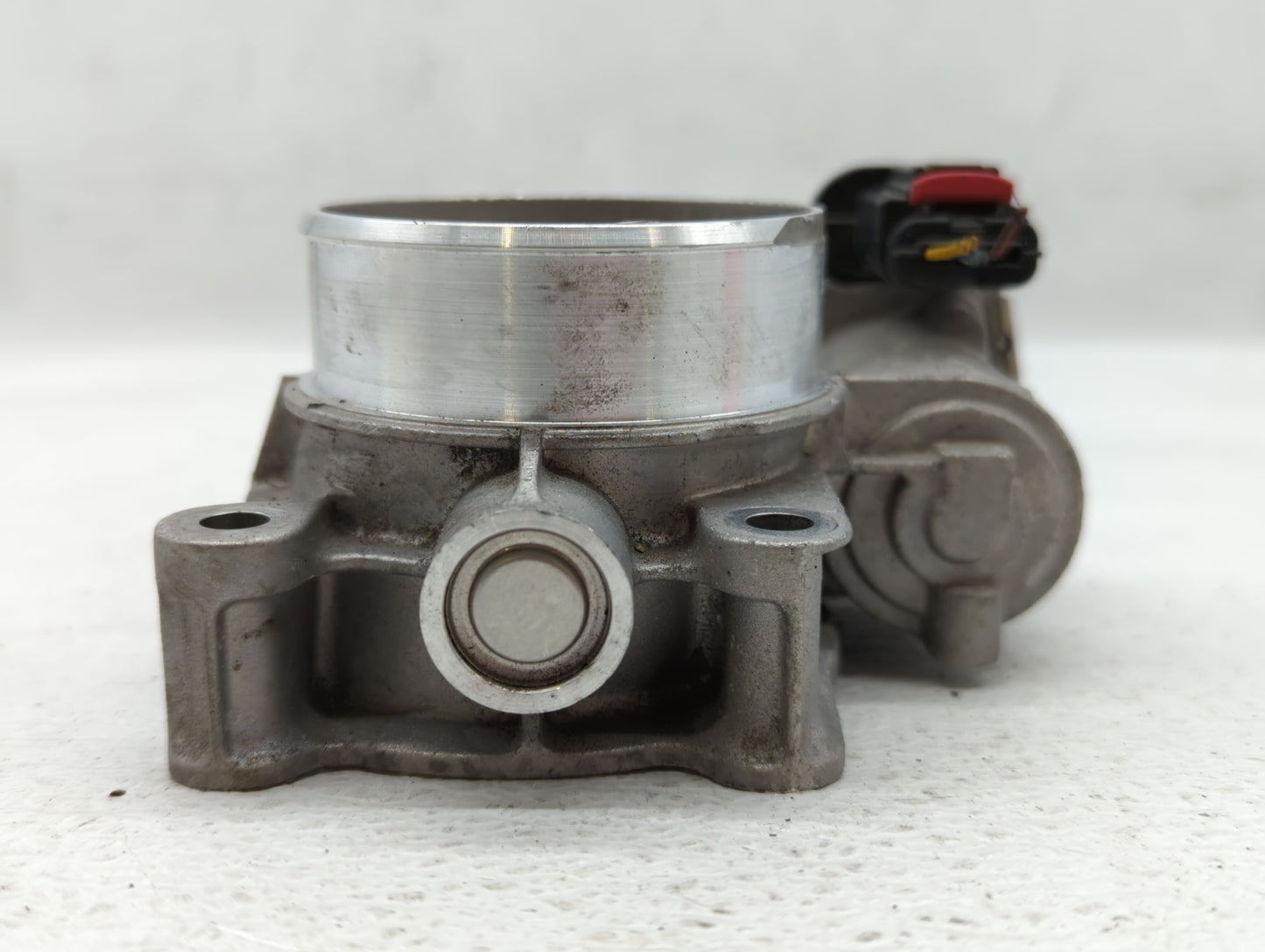 2013-2015 Chevrolet Malibu Throttle Body P/N:12627217DA Fits Fits 2013 2014 2015 2017 2018 2019 2020 OEM Used Auto Parts - O