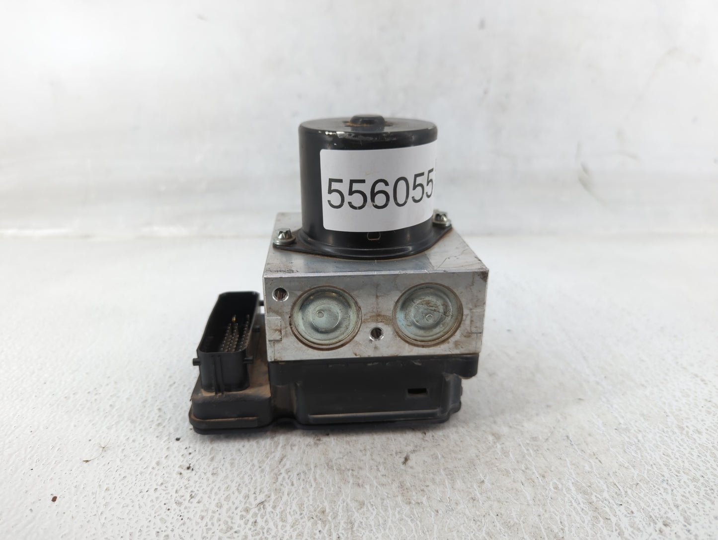 2013-2016 Chevrolet Malibu ABS Pump Control Module Replacement P/N:22863598 Fits Fits 2012 2013 2014 2015 2016 OEM Used Auto