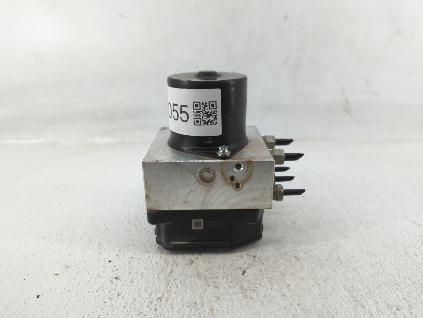 2013-2016 Chevrolet Malibu ABS Pump Control Module Replacement P/N:22863598 Fits Fits 2012 2013 2014 2015 2016 OEM Used Auto
