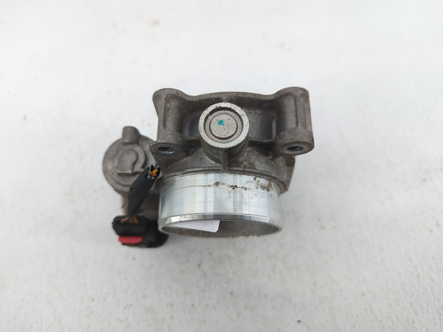 2013-2015 Chevrolet Malibu Throttle Body P/N:12627217DA Fits Fits 2013 2014 2015 2017 2018 2019 2020 OEM Used Auto Parts - O